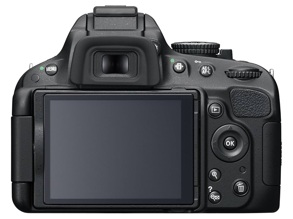 Nikon D5100 + AF-S DX 18-55 VR + AF-S DX 55-300 VR : Amazon