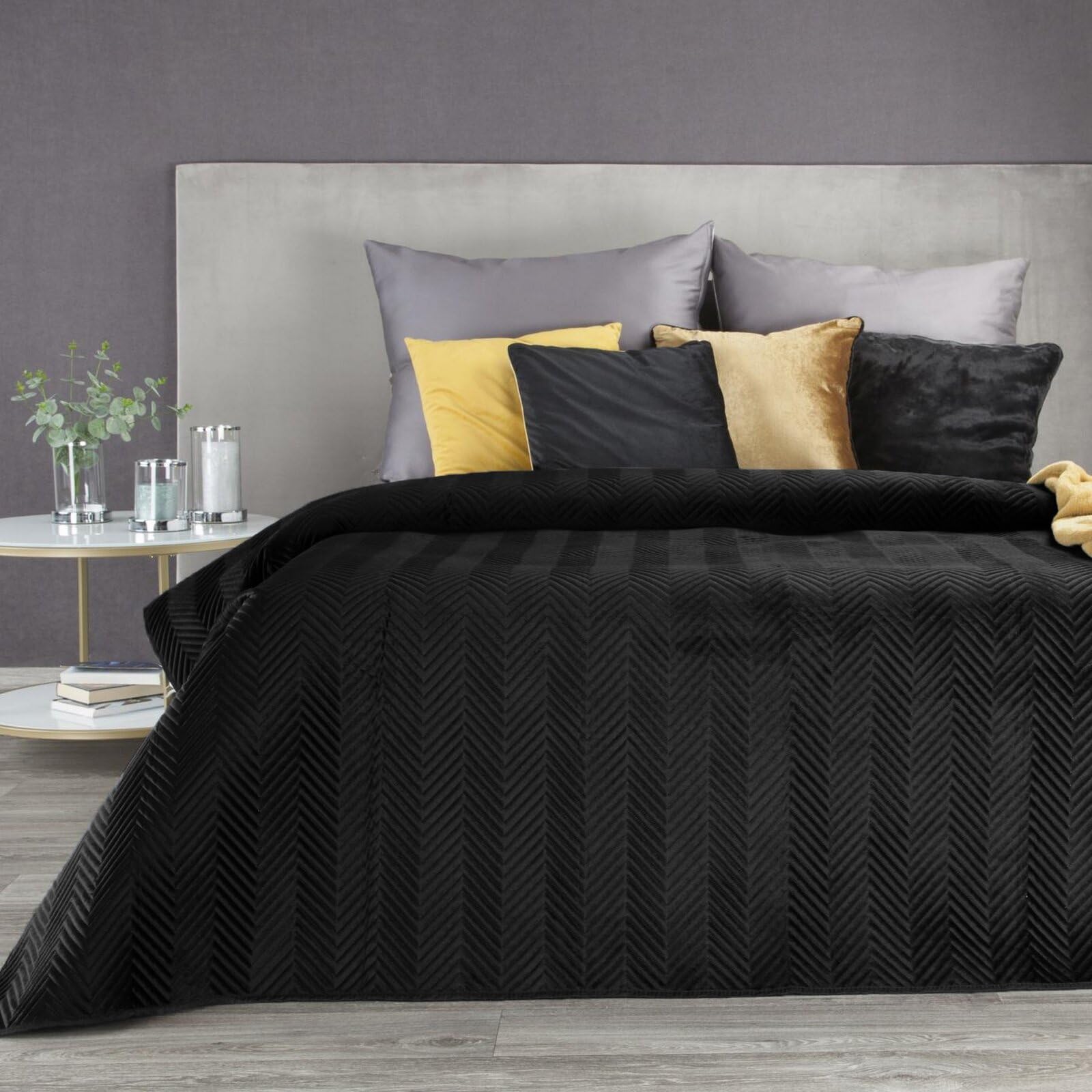 Eurofirany Tagesdecke Sesseldecke Sofadecke Velvet Samt Steppdecke für Wohnzimmer und Schlafzimmer (Sofia Schwarz, 220 x 240 cm)