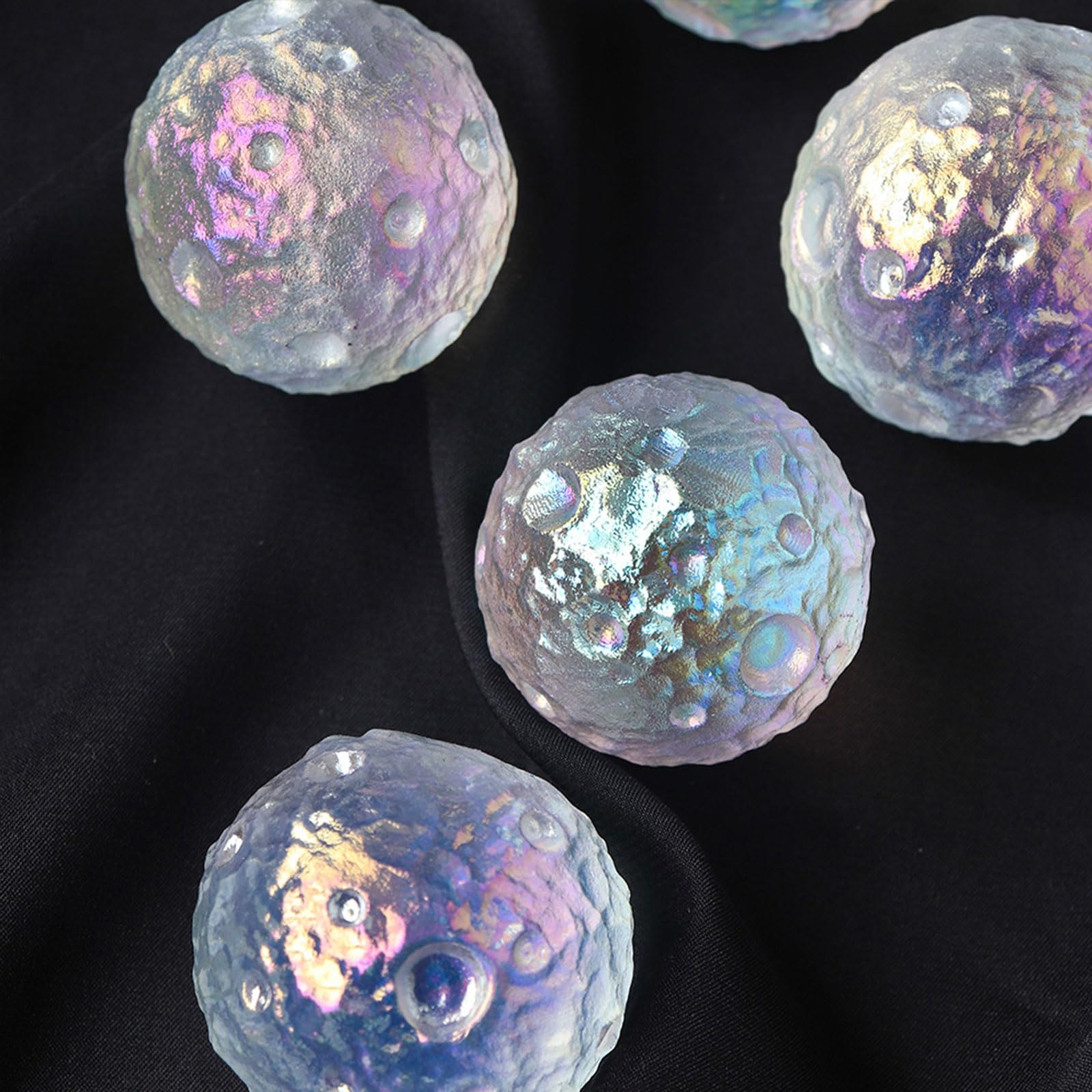 bola de cristal - esfera de piedra de cuarzo natur Esfera de cristal curativa de 4 cm, modelo de meteorito lunar de cuarzo transparente con aura de ángel, ideal for meditación, brujería y decoración,