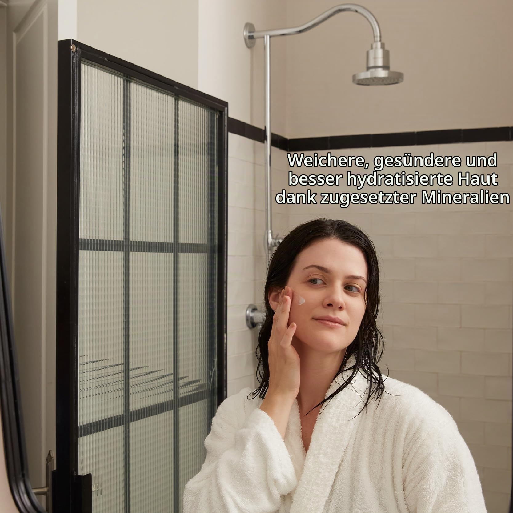Tappwater ShowerPro Rain SMR – Duschkopf mit Filter. Entfernt 70+ Stoffe. KDF-55 & SMR-Technologie. Für hydratisierte Haut, kräftiges Haar. Hält 6 Monate oder 15.000–30.000 Liter.