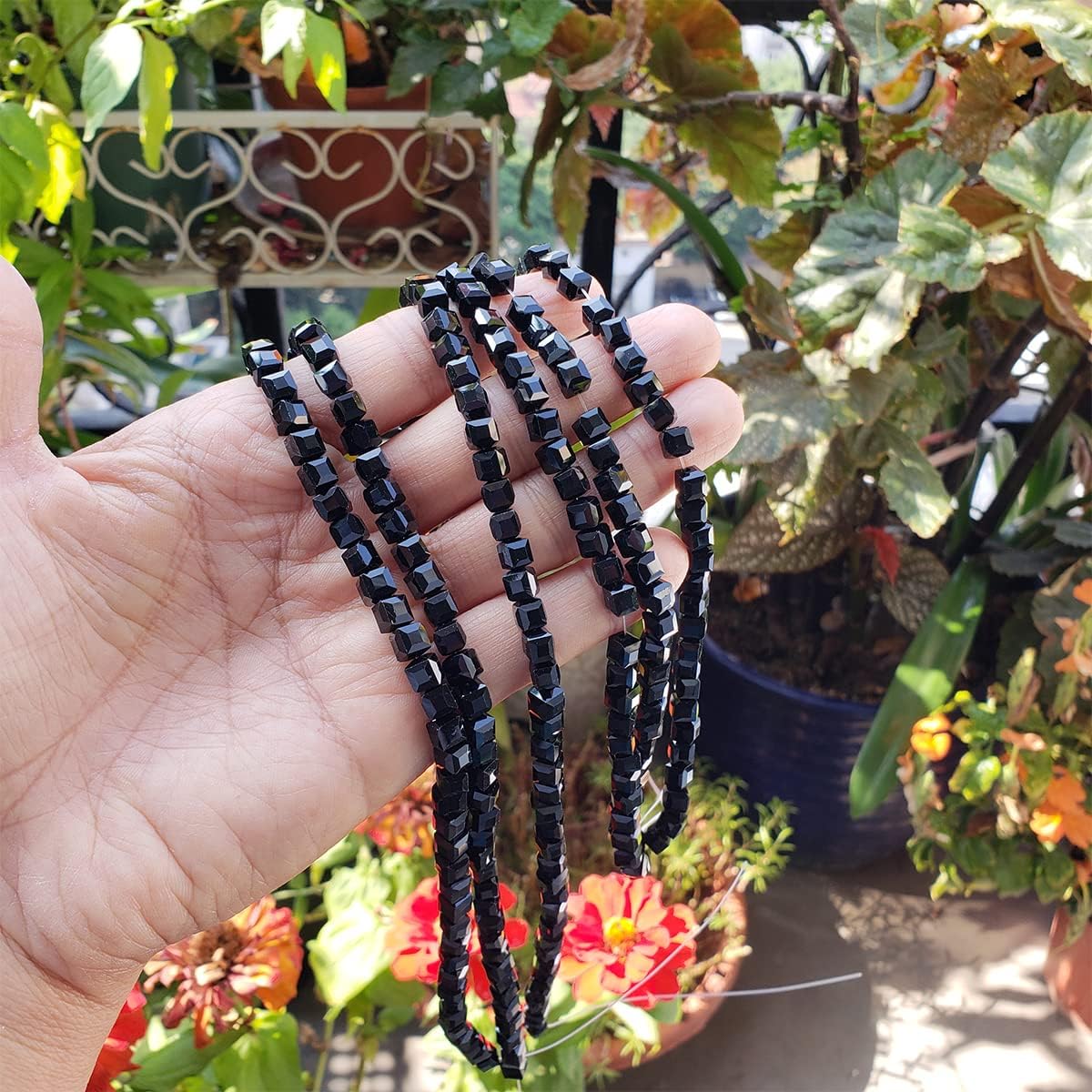 6mm Cube Glass Beads for Jewelry Making, Faceted Square Crytal Spacer Beads for Bracelet Necklace Earring, Black 270pcs - Image 2