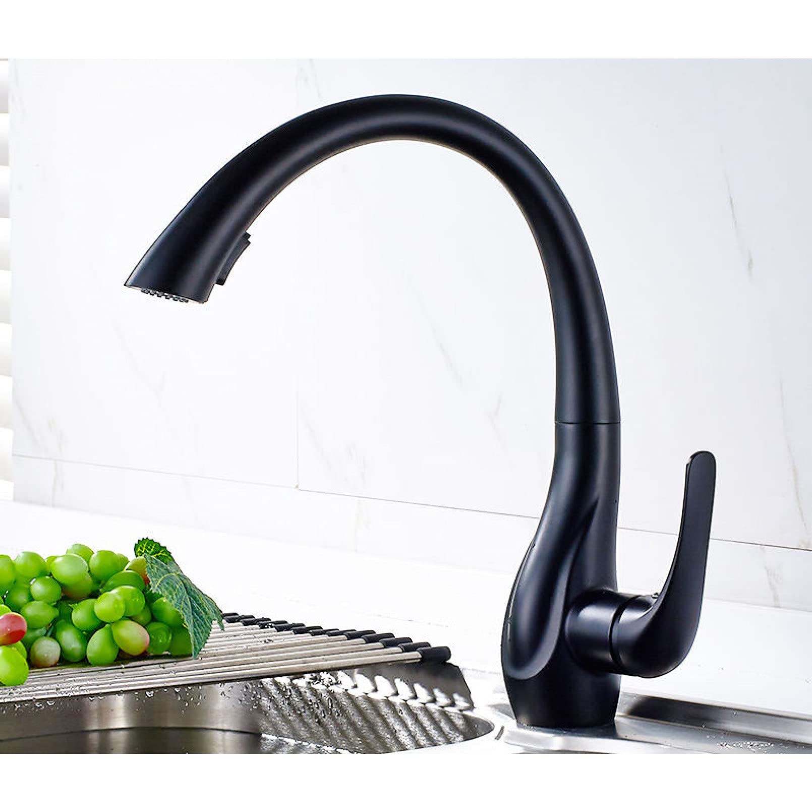 Robinet mitigeur à poignée unique eau chaude et froide avec douchette de cuisine