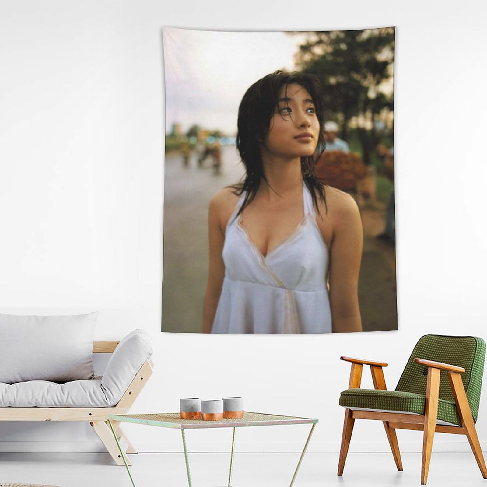 石原さとみ/タペストリー Amazon｜石原聰美 石原さとみ タペストリー 写真の背景ライブ