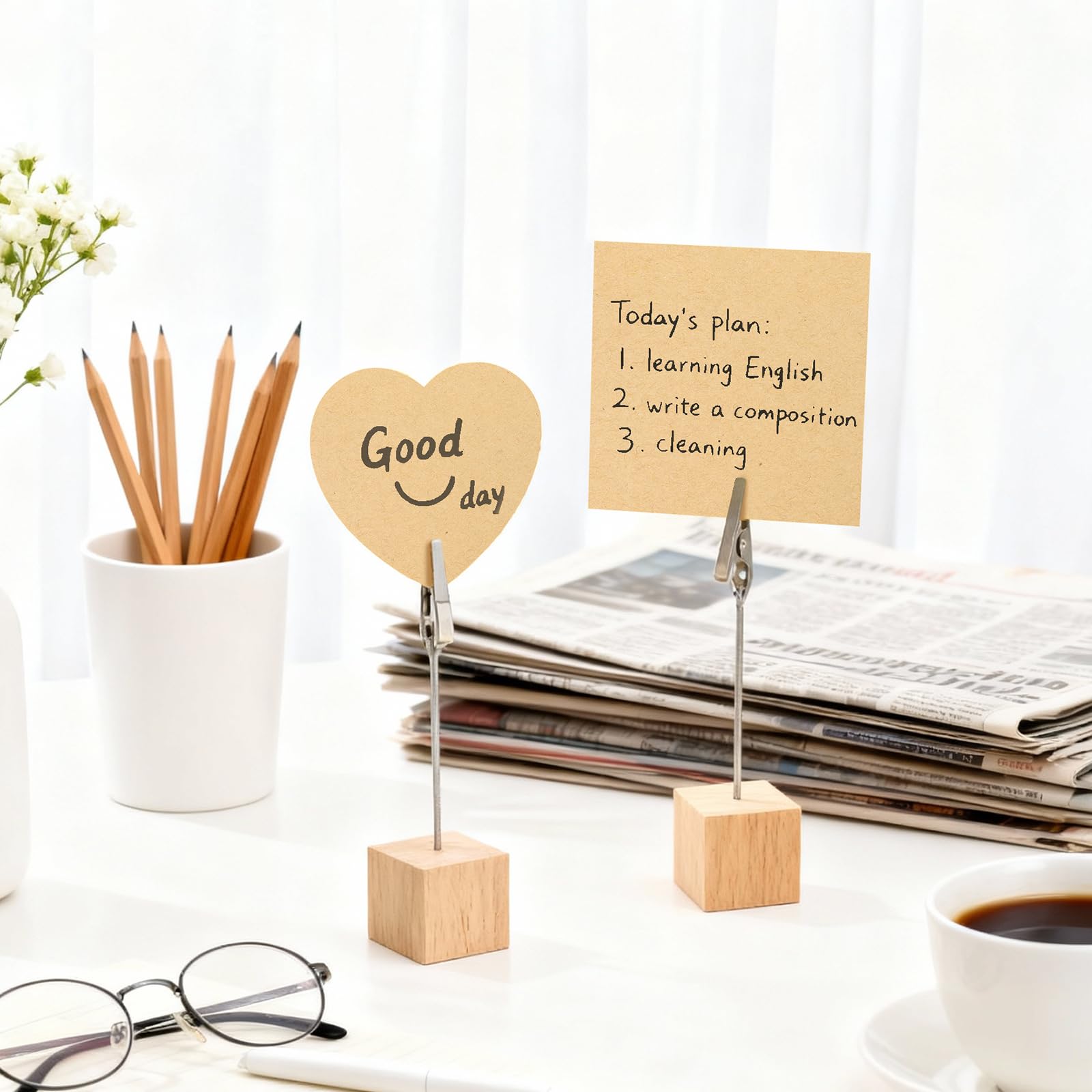 12 Unidades de Soporte para Fotos con Clips y un Paquete de Notas Adhesivas, Portafotos Pinzas Expositores, Memo Clip, Soportes para Notas para Oficinas, Bodas, Tiendas, Restaurantes
