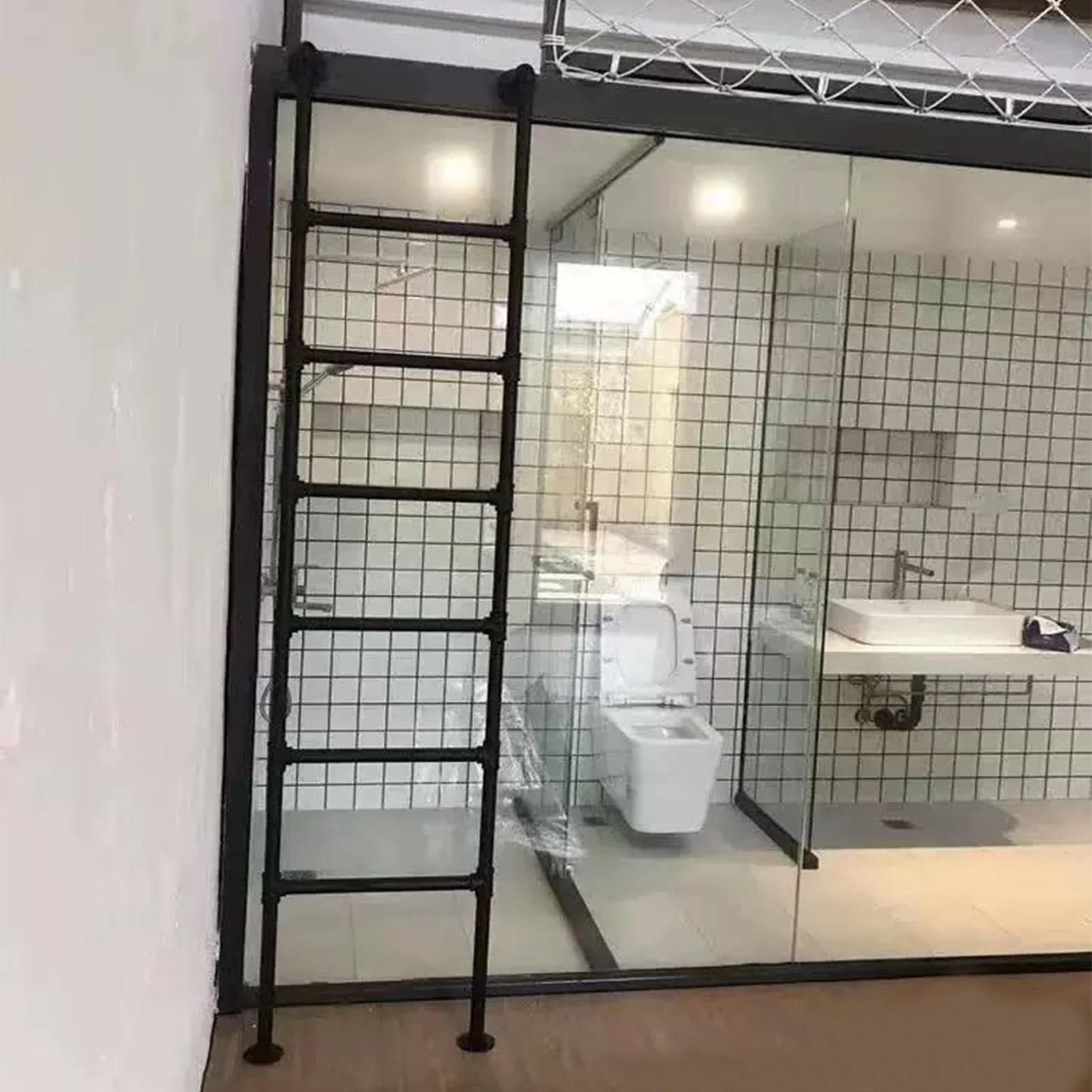 Échelle de secours incendie noire 155 cm : évacuer un lit superposé sans bloquer l'issue