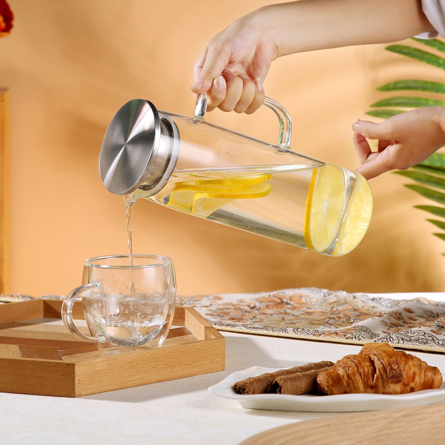 Jarra de vidrio resistente al calor con tapa y boquilla, jarra de té helado de vidrio para nevera, jarra de agua de vidrio y jarra de 1500 ml
