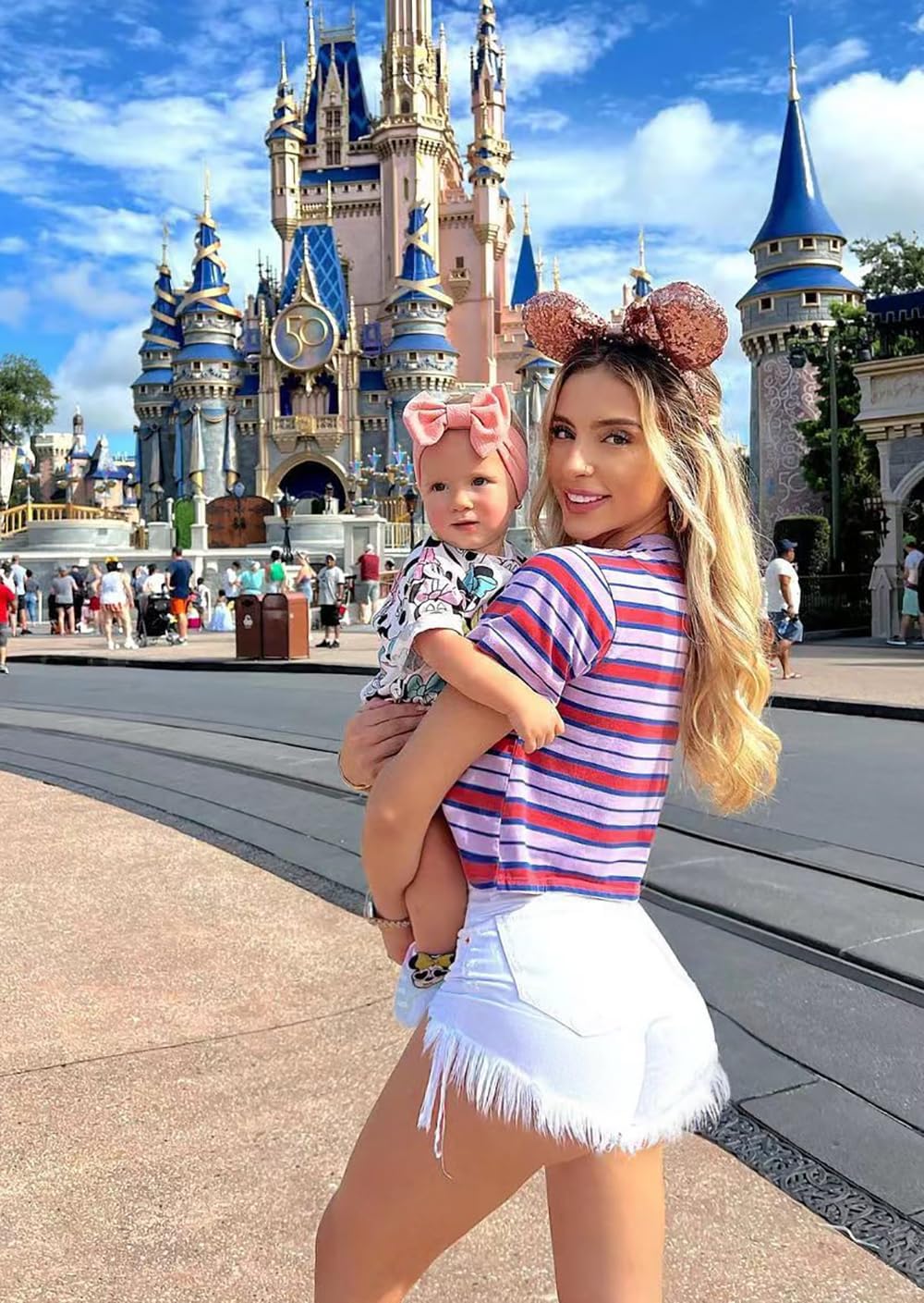 GOBLES Women's Summer Casual Mid Waist Ripped Raw Hem Stretchy Denim Shorts with Pockets - Image 6