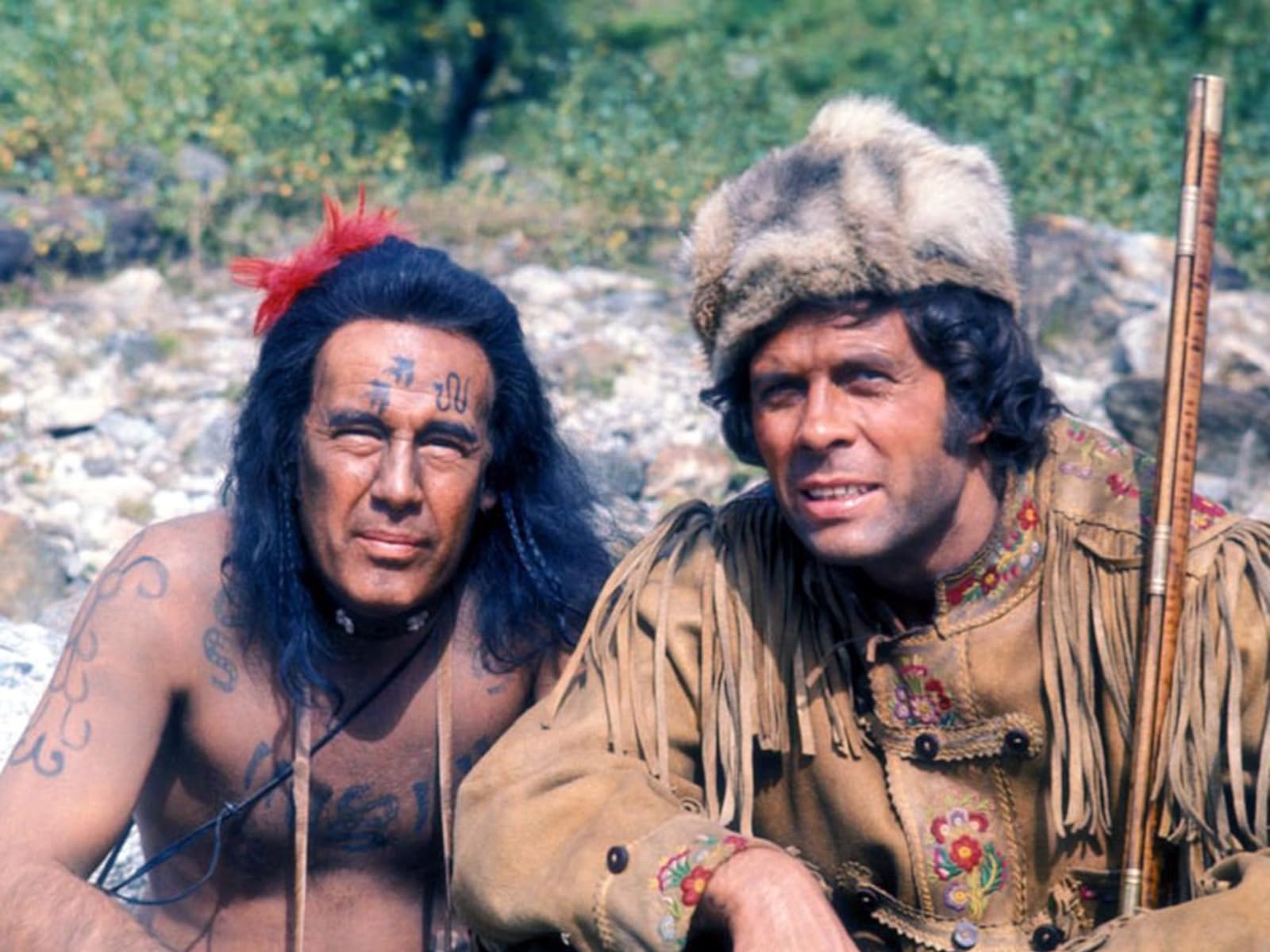 Lederstrumpf Saga - Zwei Abenteuerserien mit insgesamt 30 Folgen nach den Büchern von James Fenimore Cooper auf 9 DVDs - Ein Highlight für jeden Fan des Physischen Mediums