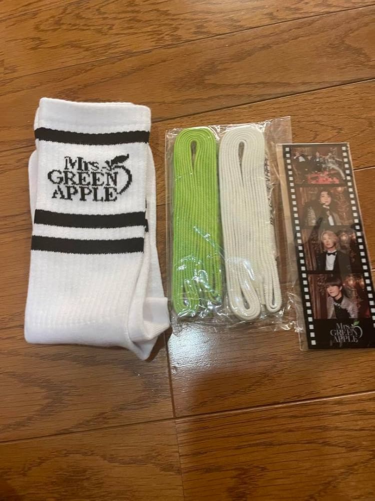 Mrs. GREEN APPLE シューレース
