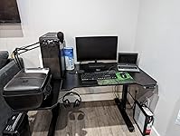 Review Image by Walter Walter