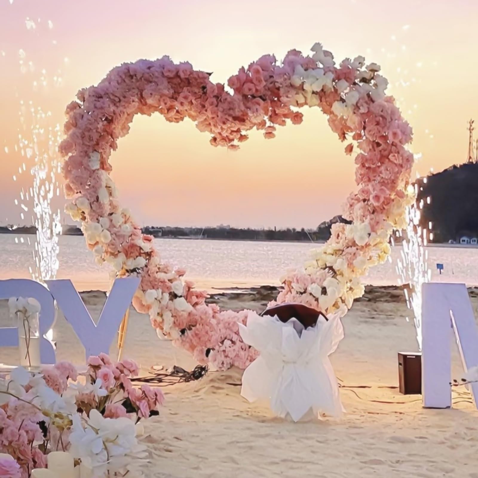 Metall Hochzeitsbogen Rahmen, Herz Bogen Hintergrundständer, Gold Ballonbogen Ständer, Blumen Ballon Hintergrund Stand für Hochzeit, Geburtstag, Party, Zeremonie Dekoration (200 * 200 cm)
