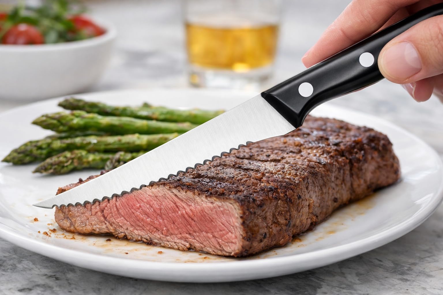 Juego de 9 Cuchillos de Carne de Mesa con Mango Negro, Hoja de Acero Inoxidable, Diseño Elegante, Cuchillo Bistec, Chuletero, Cuchillo Barbacoa, apto para lavavajillas.