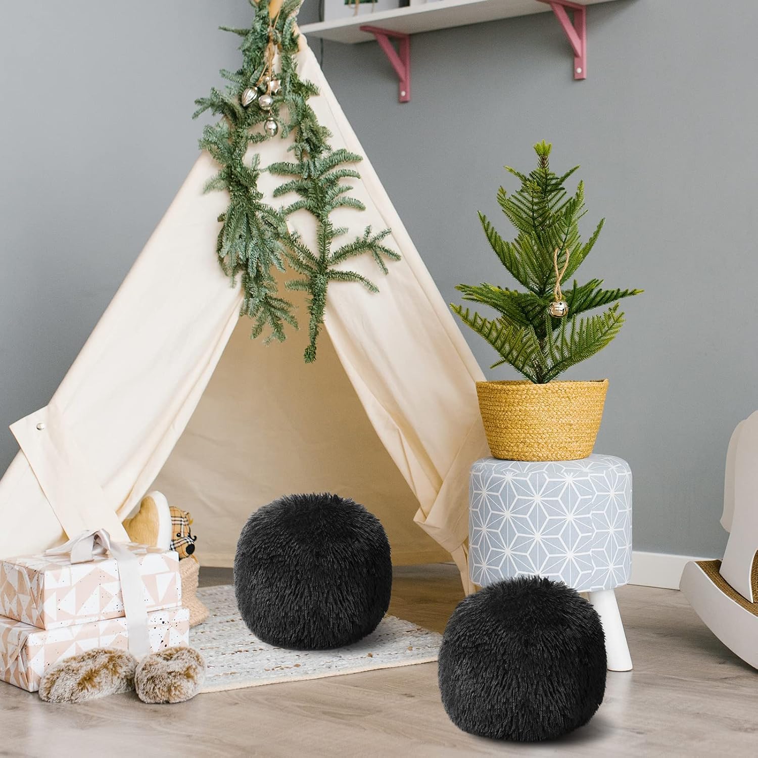 Brownmonkey 2 Pieces Round Plush Ball Throw Pillow Soft Circle Decorative Spherical Fuzzy Pillows 10 Inch for Bedroom Living Room Office School Couch Chair Bed Decorations (Black, 12x12)