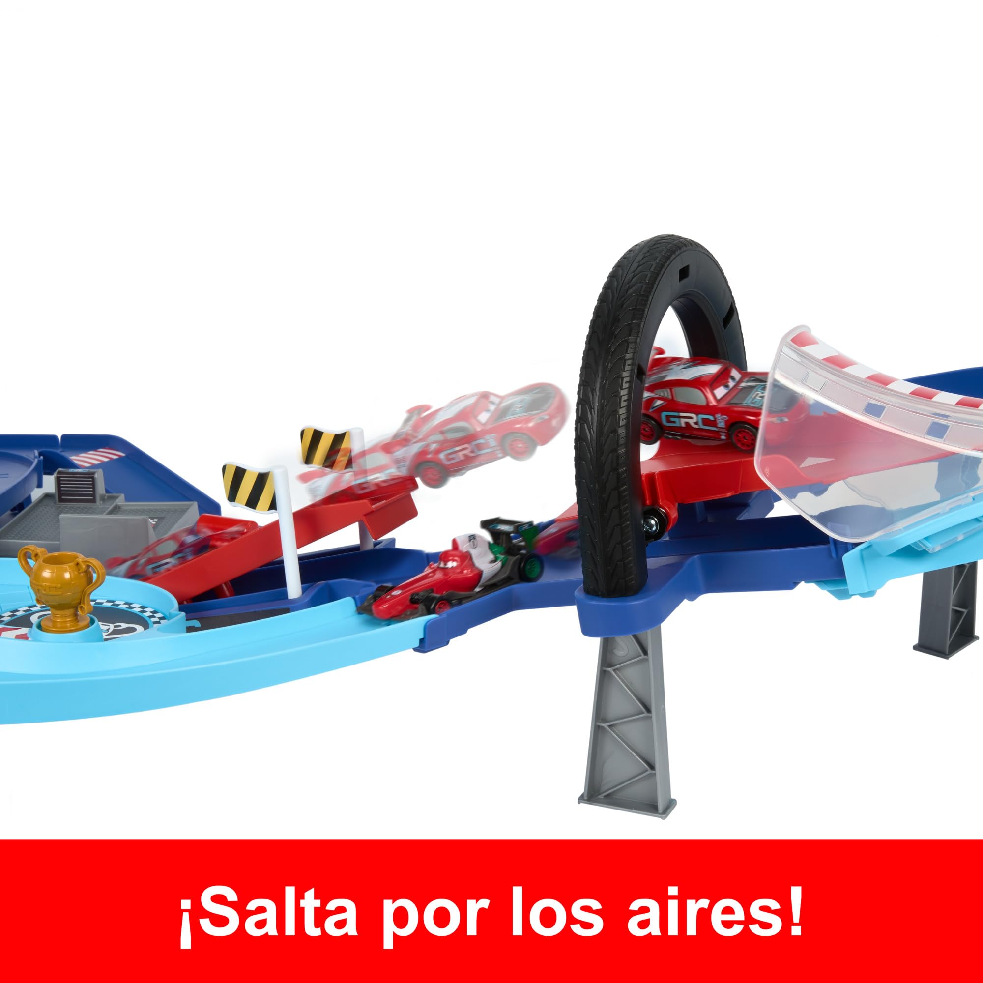 Mattel Disney Pixar Cars Global Racers Cup Pista de salto GRC, Pista para coches de juguete con vehículos Rayo McQueen y Francesco Bernoulli, regalo para niños y niñas +4 años, HXJ32