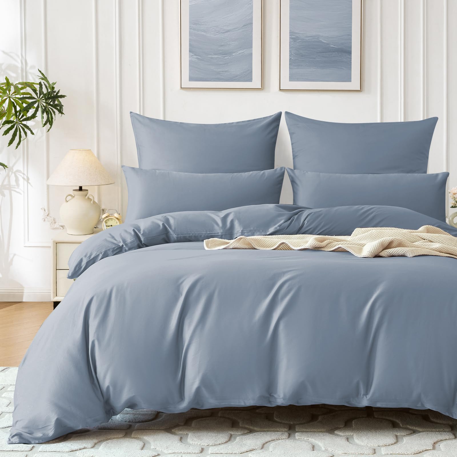 SOULFUL Housse de Couette 220x240 Satin de Coton avec 2 Taies d'oreiller 65x65 cm - Soyeux et Respirant - 100% Coton à Longues Fibres - Bleu Acier Parure de Lit 220x240 Coton avec Fermeture Éclair