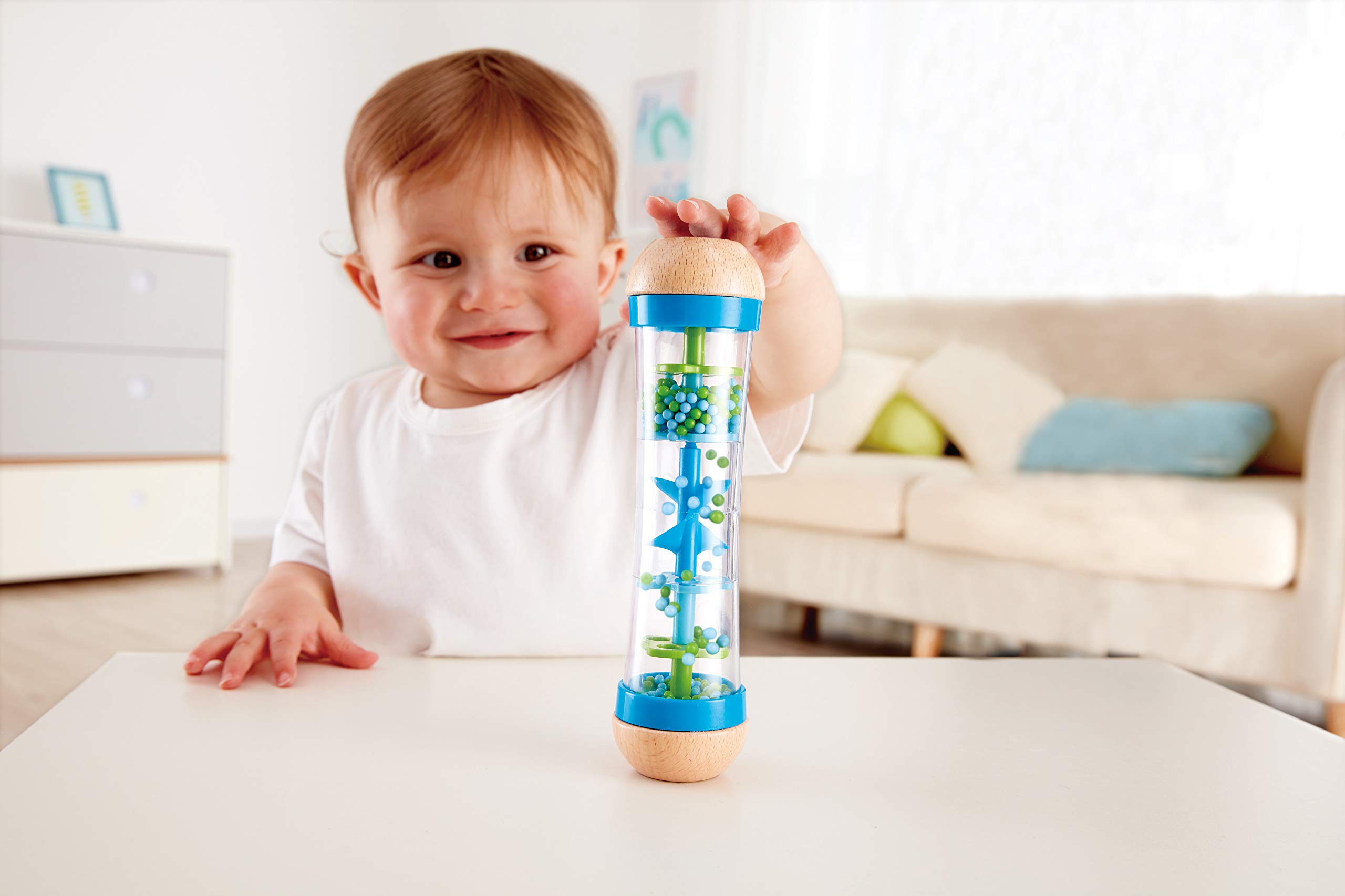 Hape E1810 - Motorikwürfel Kleine Tierchen, aus Holz, ab 12 Monate & E0328 - Blauer Regenmacher, Musikspielzeug, ab 0 Monaten