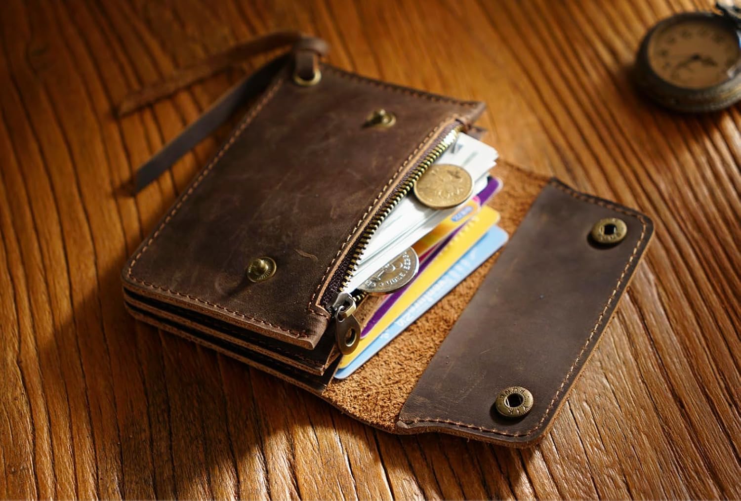 牛革本革ミドルトラッカーウォレット 楽天市場】財布 折財布 短財布 ミドルウォレット メンズ