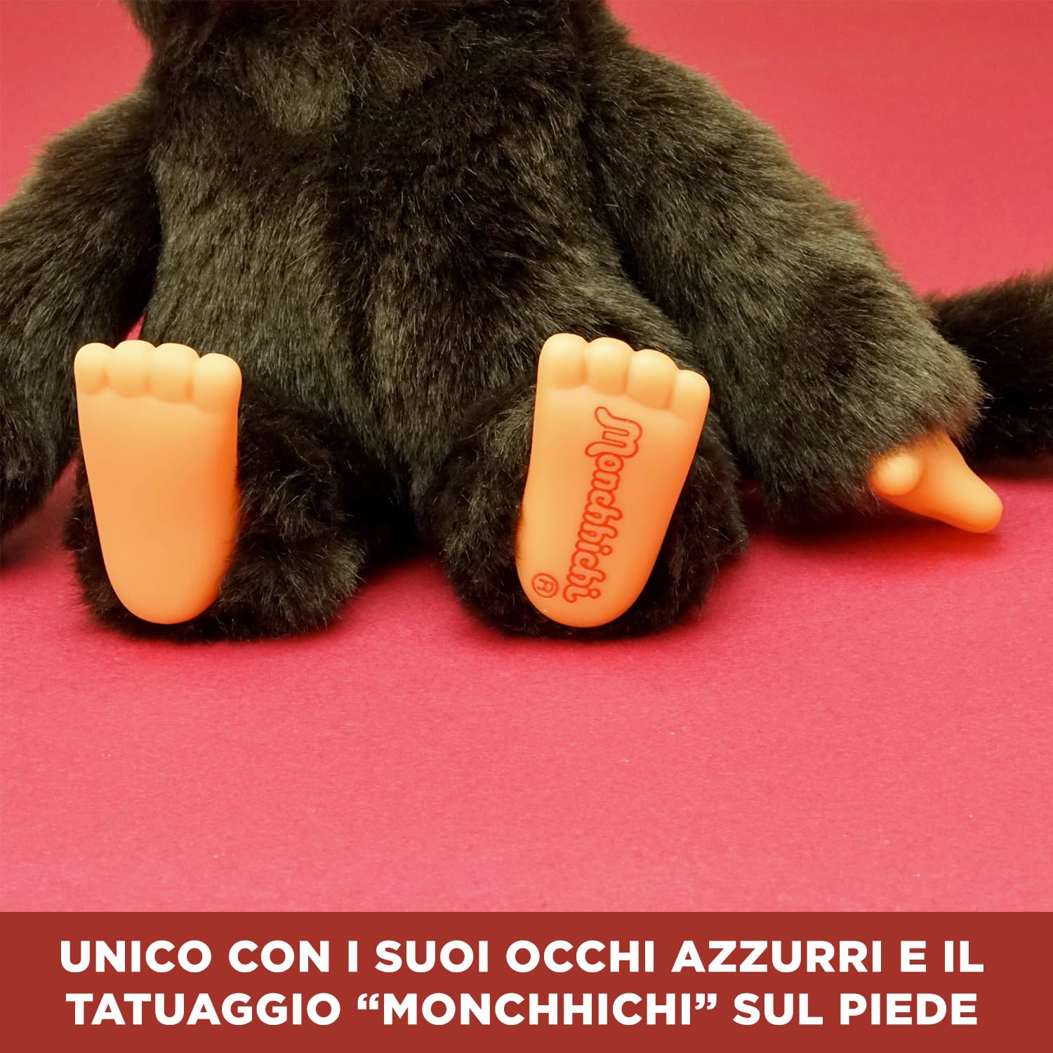 Monchhichi Bandai Peluche Originale - Peluche Scimmietta Iconica degli Anni '80 - Morbidissima peluche 20 cm per bambini, adulti - Giocattolo per Bambini dai 2 anni in su - 84637