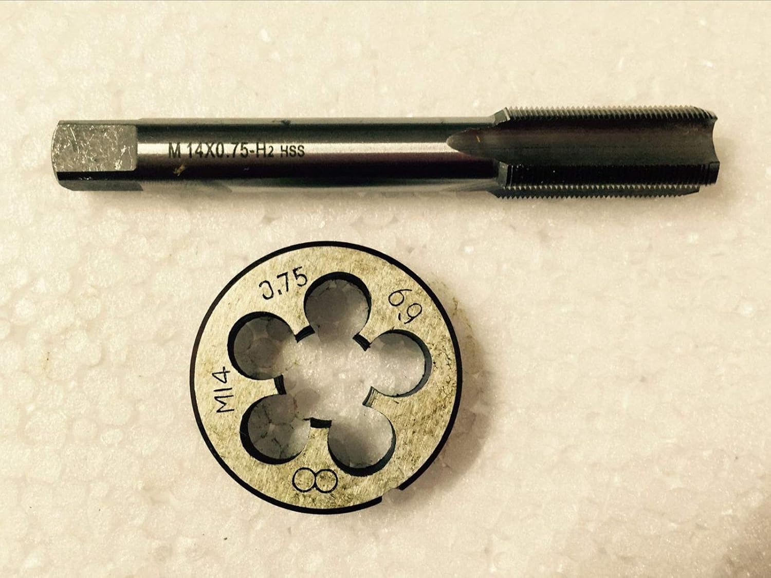 Metric Right Hand Die and Tap,Threading Tools Dies and Taps,M14 x 1.75mm,1 set