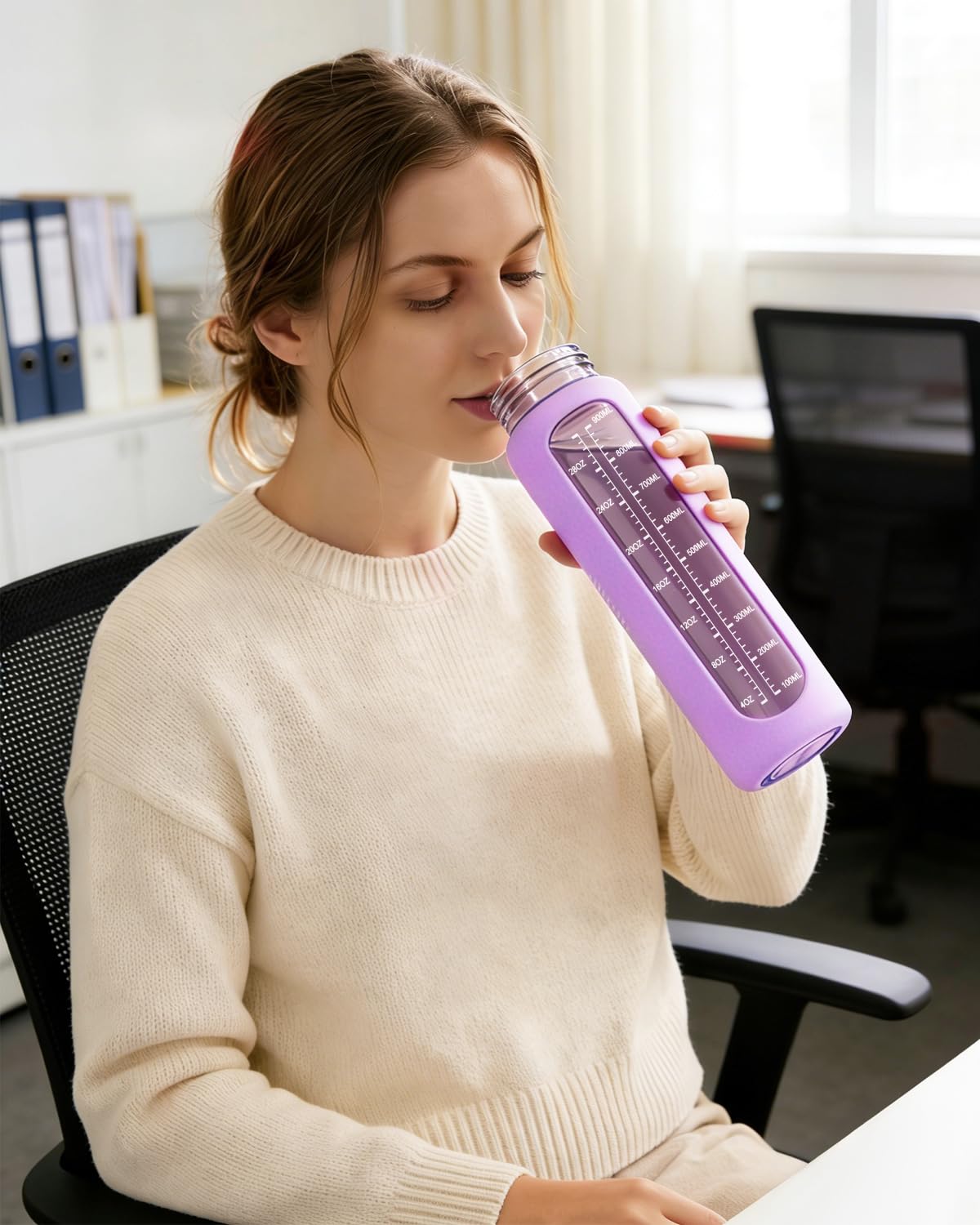 Nefeeko 963 ml Glas-Wasserflaschen mit Strohhalm, motivierende Glas-Wasserflasche mit Zeitmarkierung, 1 Liter, BPA-frei, auslaufsicher, Bambusdeckel, Auslaufdeckel