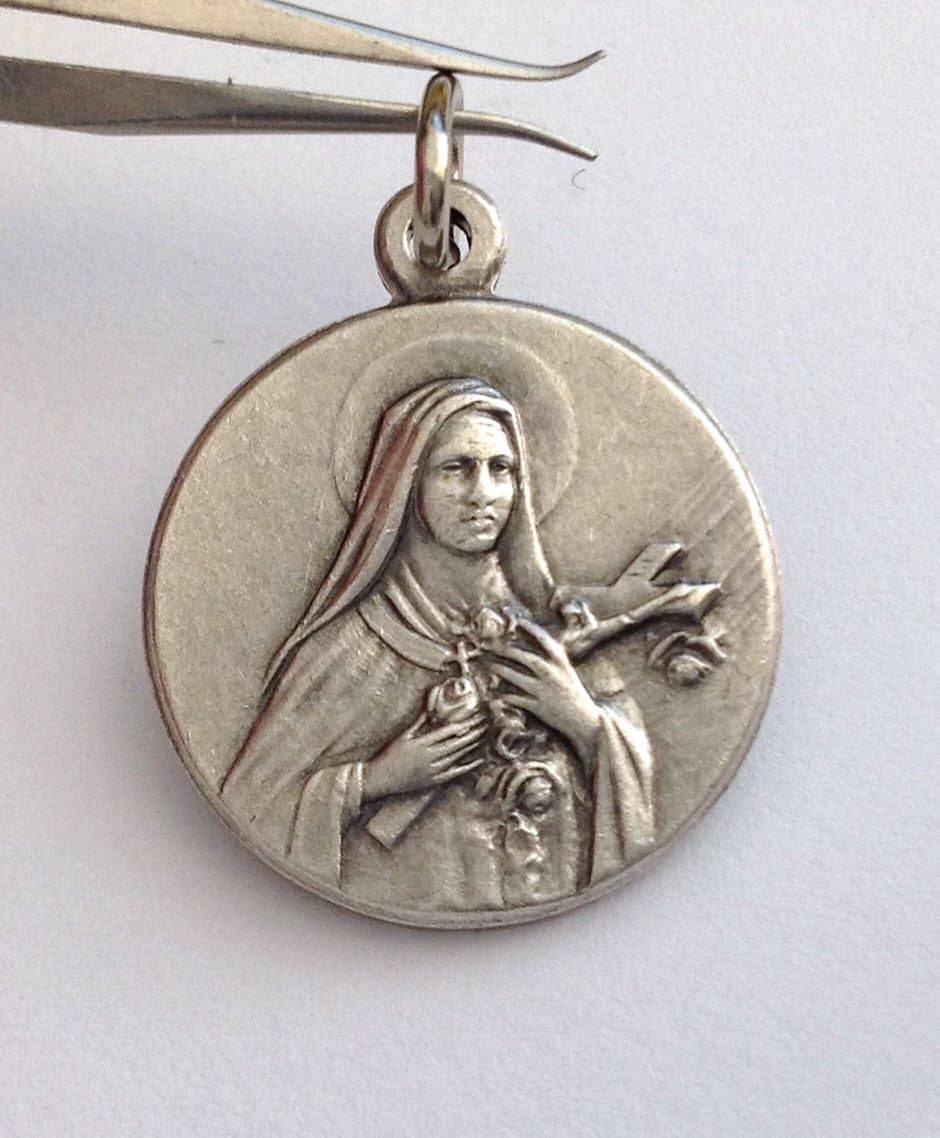 I G J Saint Therese of Lisieux Medal - (Jesus Child of Praga) - The Patron Saints Medal, Silver - Image 4
