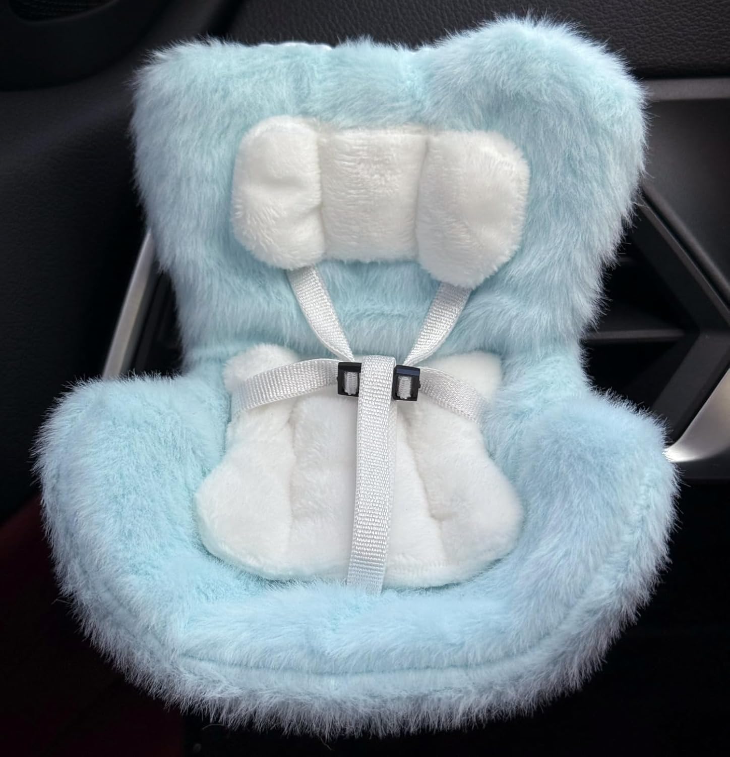 Doll Car Seat for Labubu 17cm with Air Vent Clip and Desktop Stand, Cute and Functional Car Ornament for Blind Box Doll Fans, Collectors (Blue)