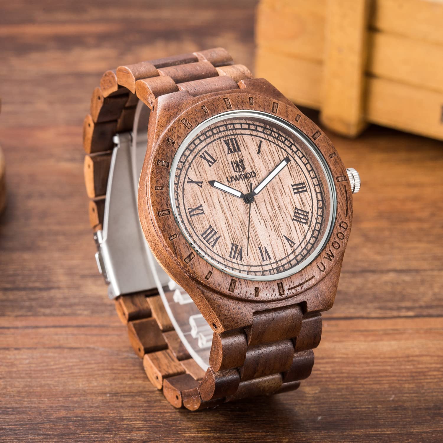 Orologio da Uomo in Legno di Sandalo - Unico, Leggero, Fatto a Mano - Serie Uwood - Analogico al Quarzo Vintage Con Numero Romano - Naturale