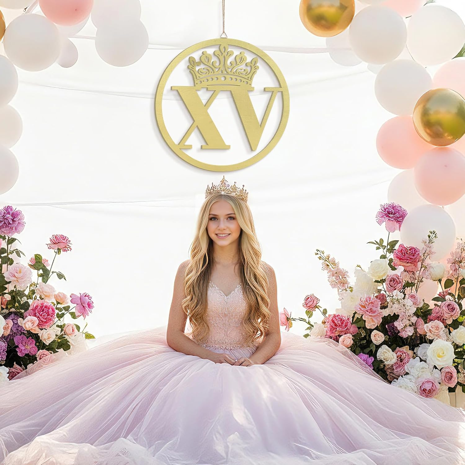 Yuntau Mis Quince Sign Quinceanera Decorations XV Sign 16 x 16 In Round Large XV Crown Wooden Quinceanera Party Wood Banner Background Wall Decor 15th Birthday Gift for Wall Decor Birthday Photo Prop