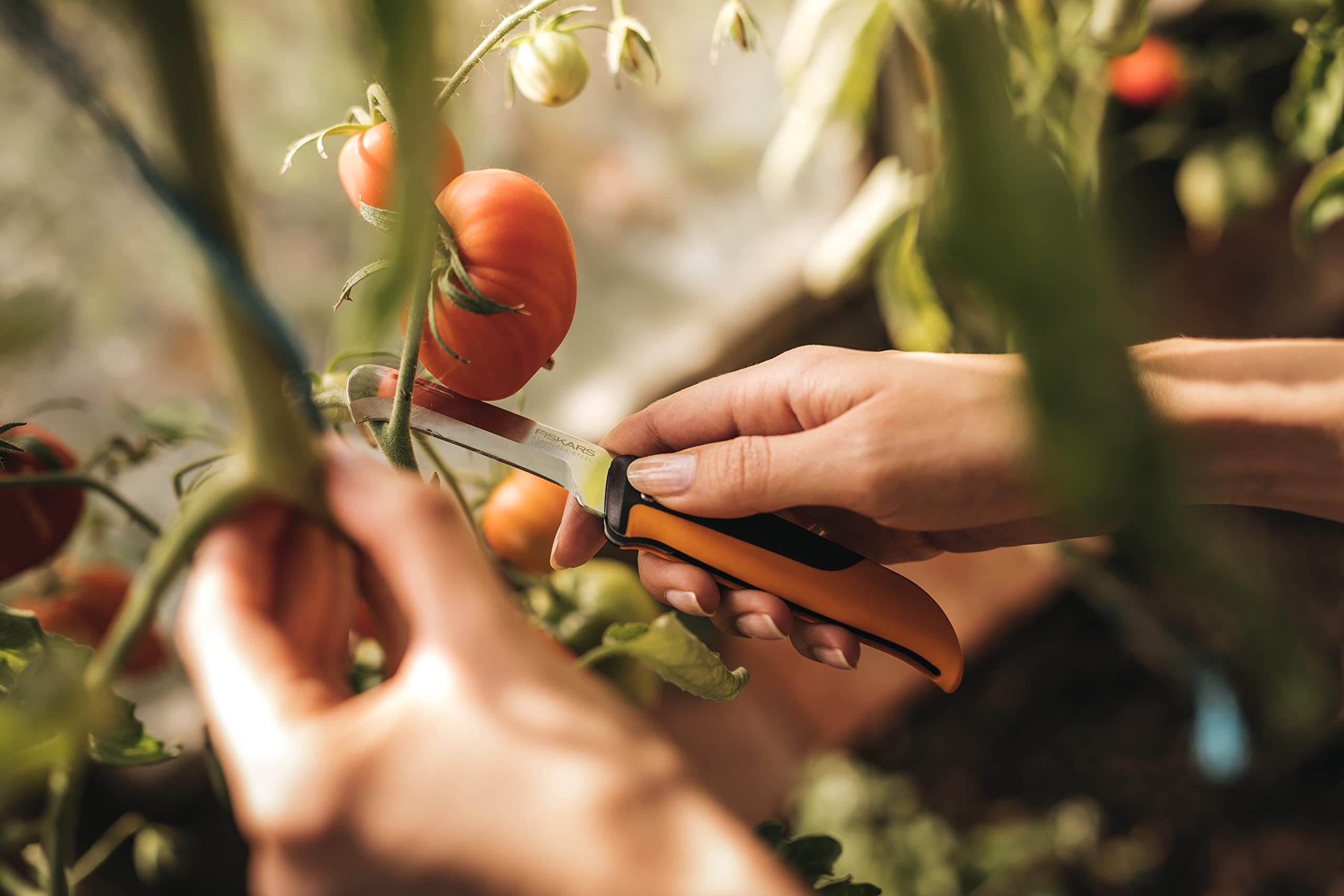 Fiskars Couteau de Récolte pliable pour Fruits et Légumes, Pour la récolte, Longueur totale : 17,8 cm, Acier Inoxydable/Plastique, Noir/Orange, X-series, K80, 1062819