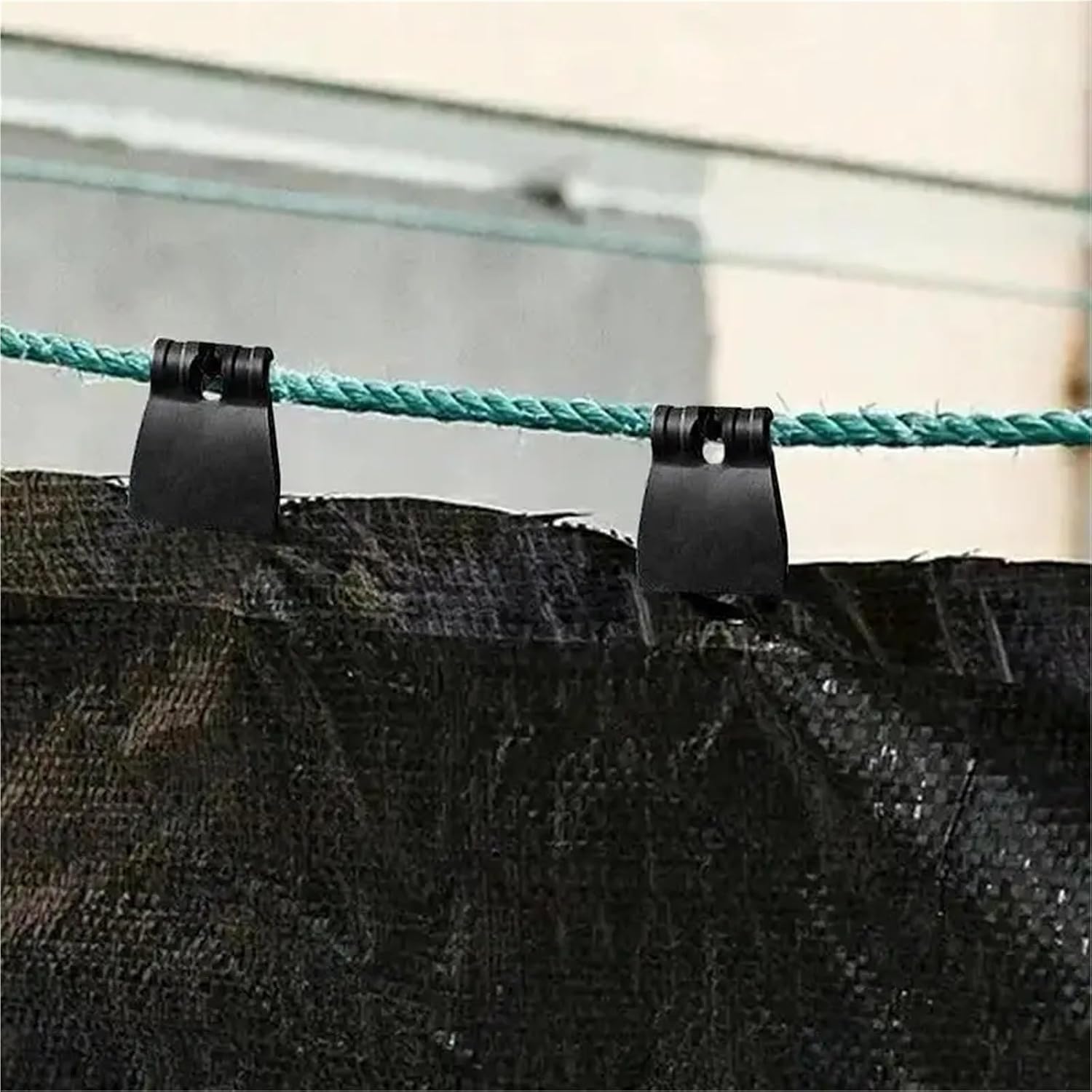 Shade Net Clips 100pcs Shade Cloth Lock Grip Fix Clamp Lightweight Garden Lock Agricultural Sunshade for Wind Protection