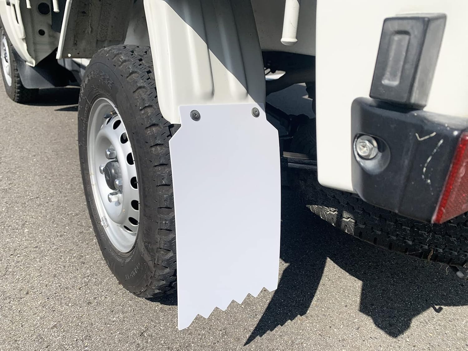 Hisen Polytec Mud Guard Light Truck, Mud Guard, White, Approx. 7.1 x 11.8 inches (18 x 30 cm), Pack of 2
