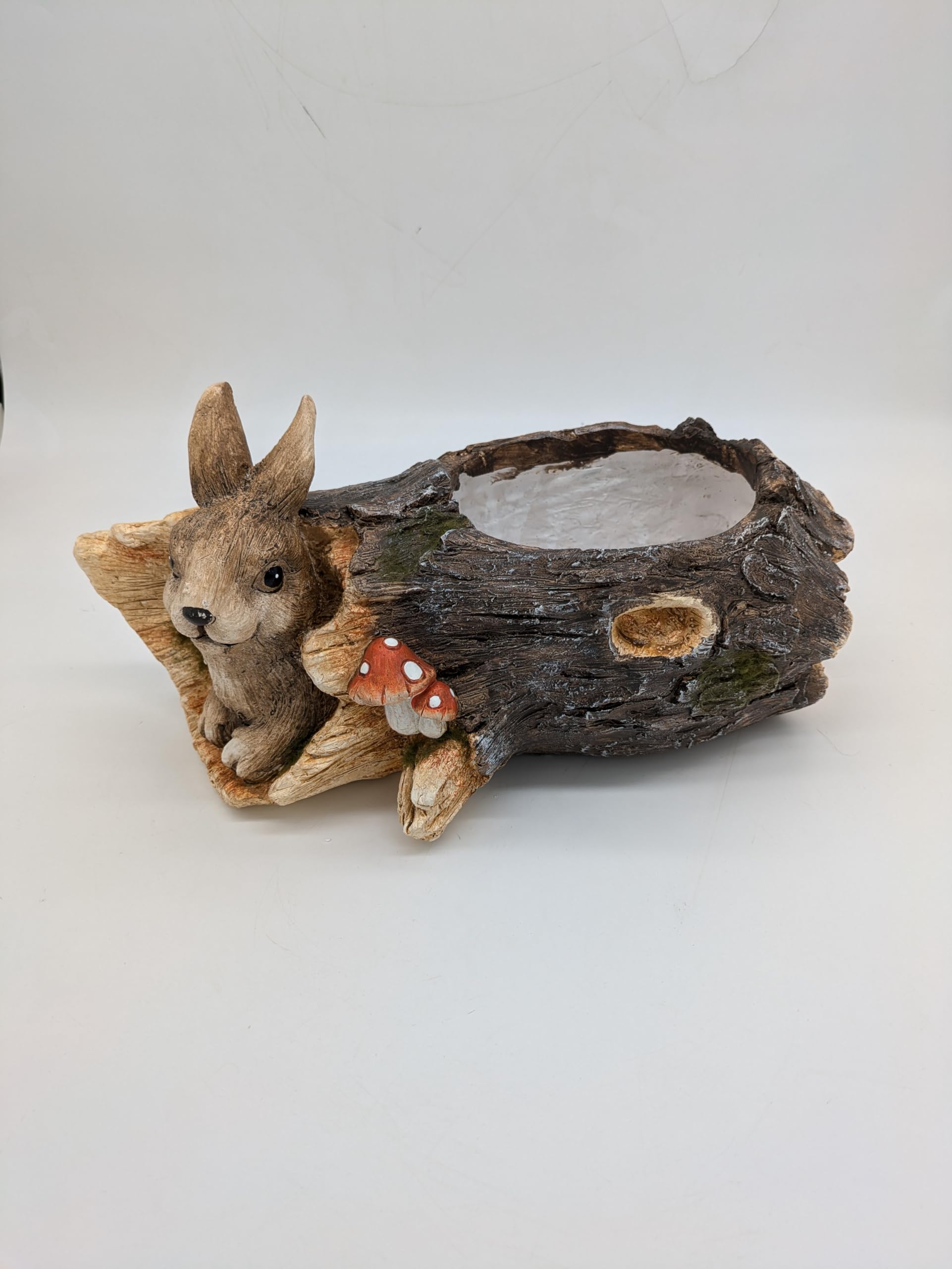 Lapin dans un pot Esschert Design, l'élégance du bois synthétique marron pour votre extérieur