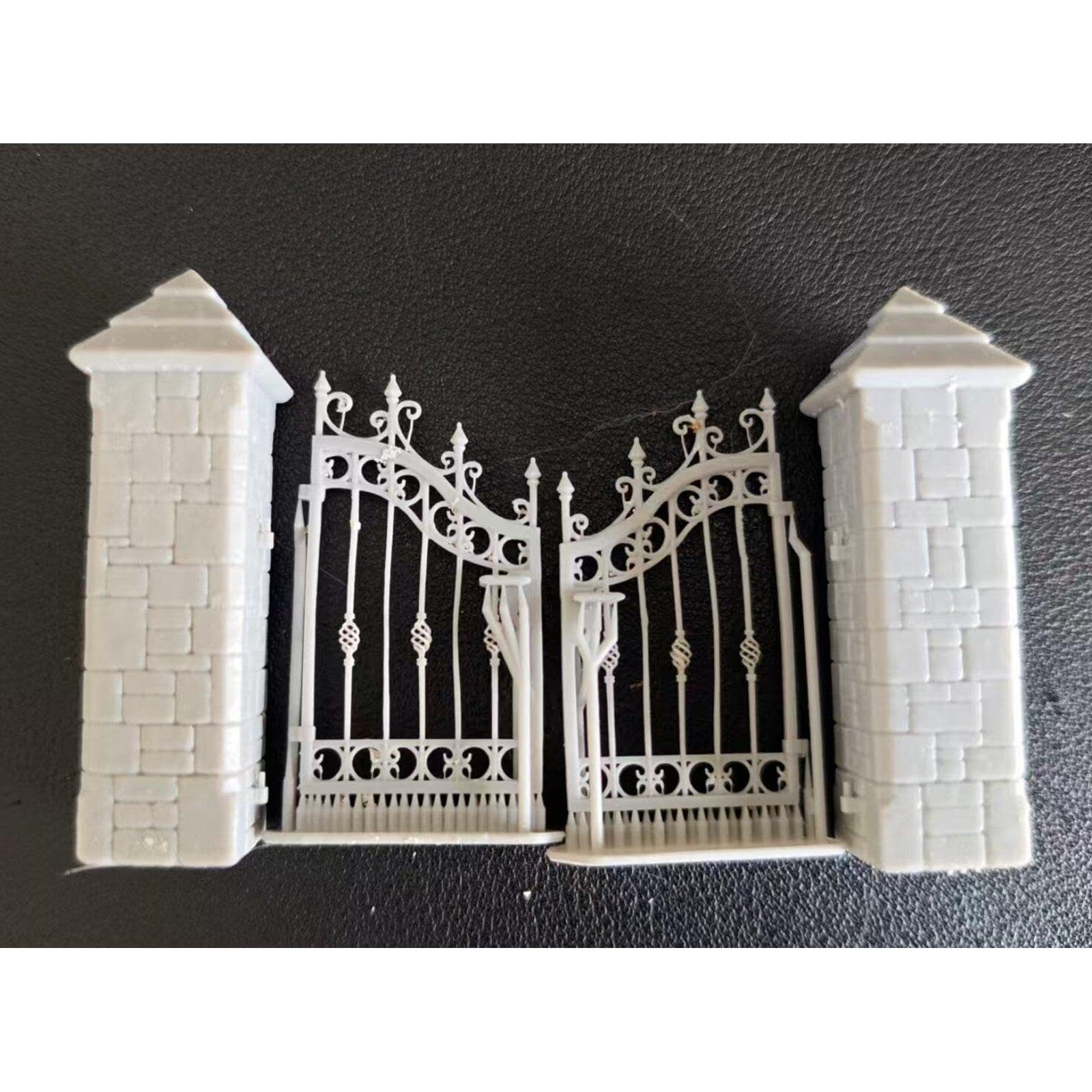 Modello di Porta in Miniatura in 1/35 (Resina) per La Decorazione di Trenini E Modellini.