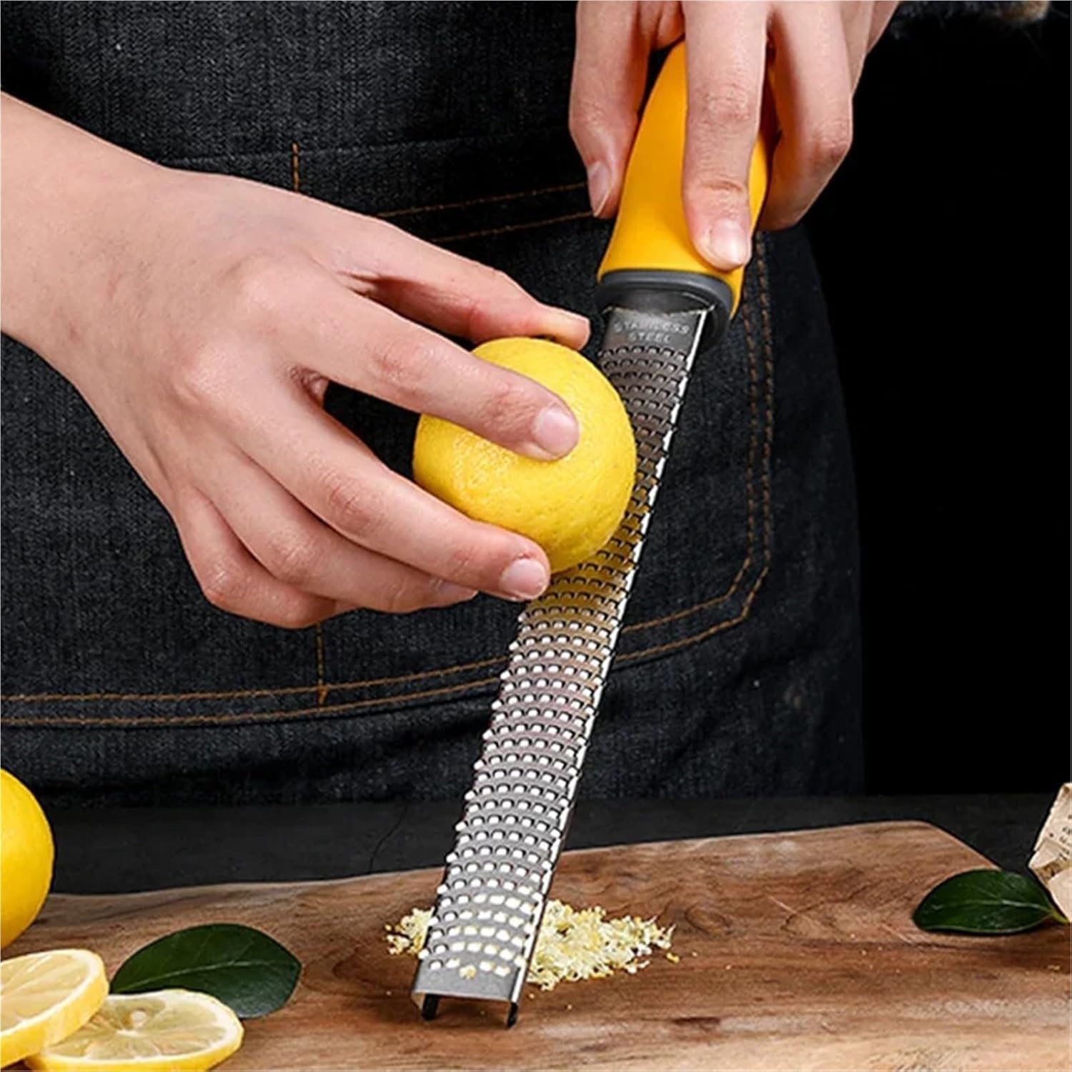 Lemon Zester Cheese Grater Stainless Steel Fine Blade Ginger Chocolate Citrus Fru Kitchen Cooking Tools(Black Handle)