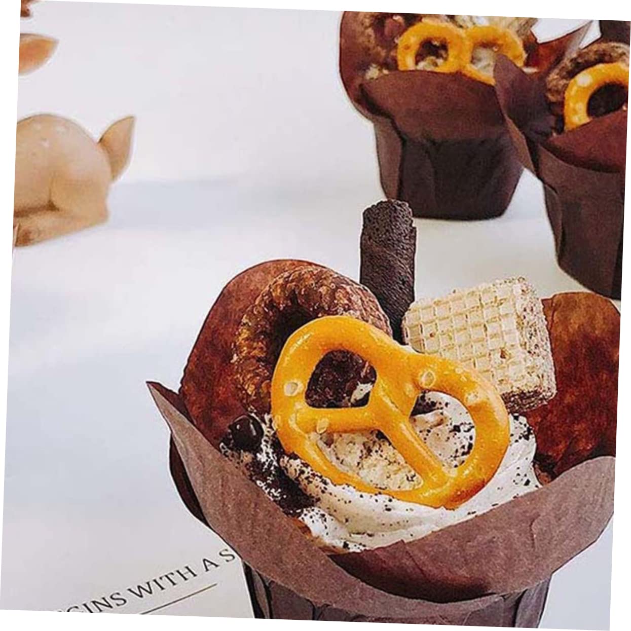 Alipis 400 Pièces Petit gâteau papier Anti-huile café coffeeb tasses de cuisson de mariage pâtes à muffins pour la cuisson biscuits bonbons doublures à usage unique doublures de cuisson