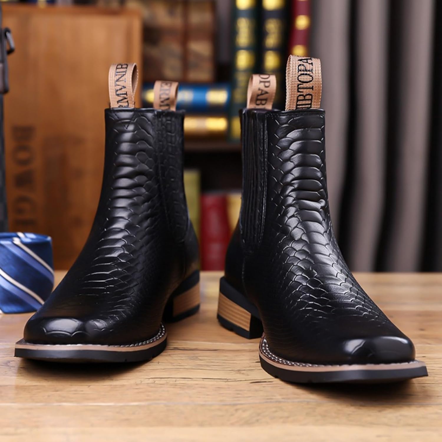 Men's Crocodile Pattern Leather Pull-On Chelsea Boots Classical Round Toe Block Heel Elastic Lightweight Comfortable Casual Western Cowboy Riding Boots