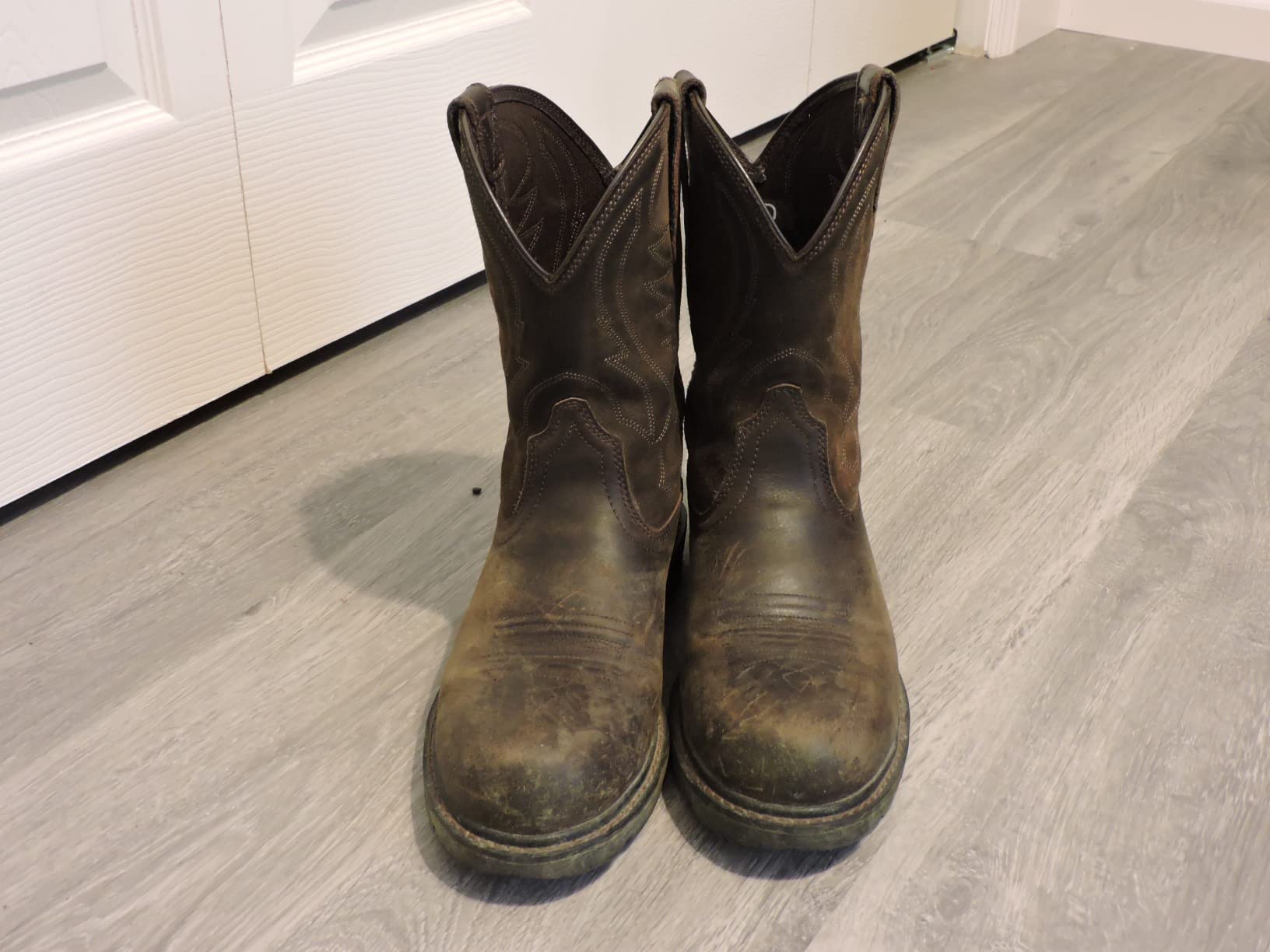 27/mo Finance ARIAT Men's Groundbreaker Pullon Steel Toe Work Boot