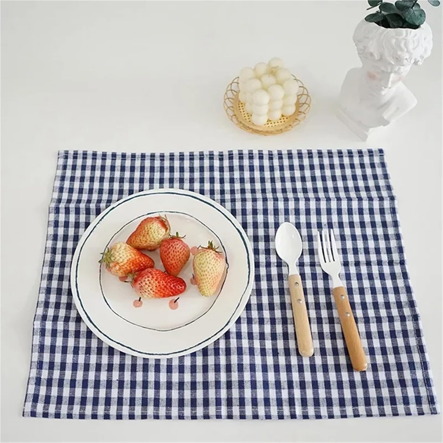 1pcs Placemat Fresh Plaid Table Mats Photo Background Cloth Dining Table Non-Slip Heat Pad Home Decor Tablecloth(S1 Placemat,S 30x40cm)