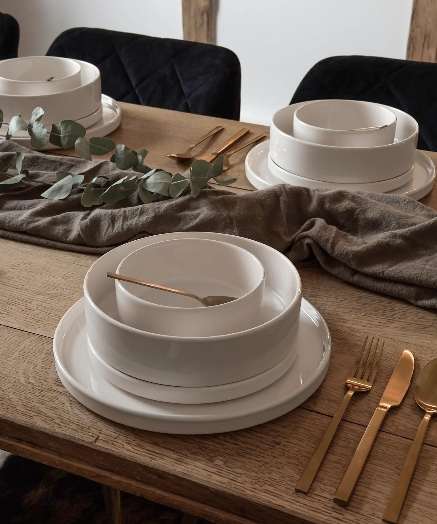 7 O'CLOCK Premium Handmade 24-teiliges Geschirrset 6 Personen | Elegantes Teller Set aus hochwertigem Steingut | 6x Dinnerteller, 6x Dessertteller, 6x Bowl Teller 6x Müsliteller Pasta