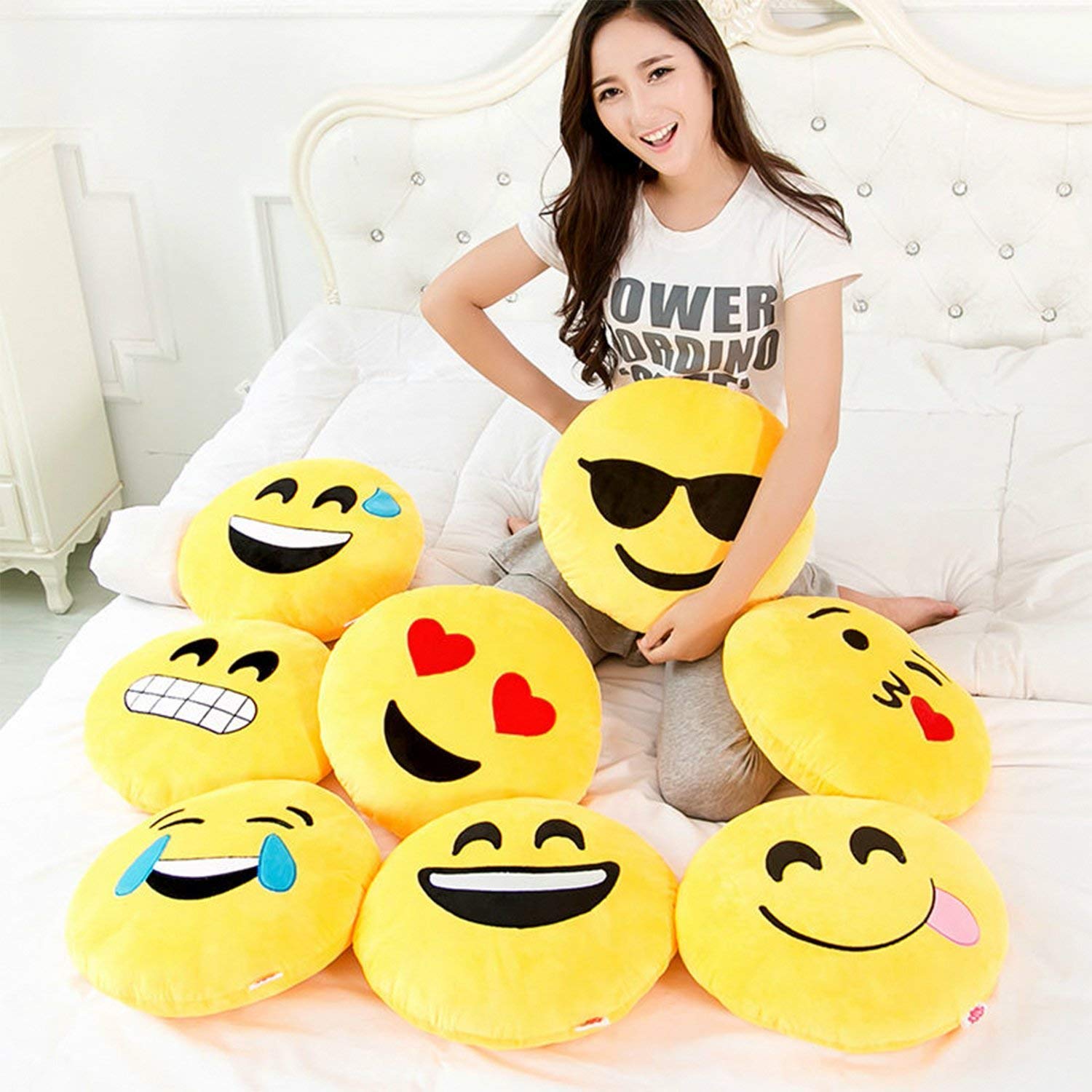 smiley cushions set