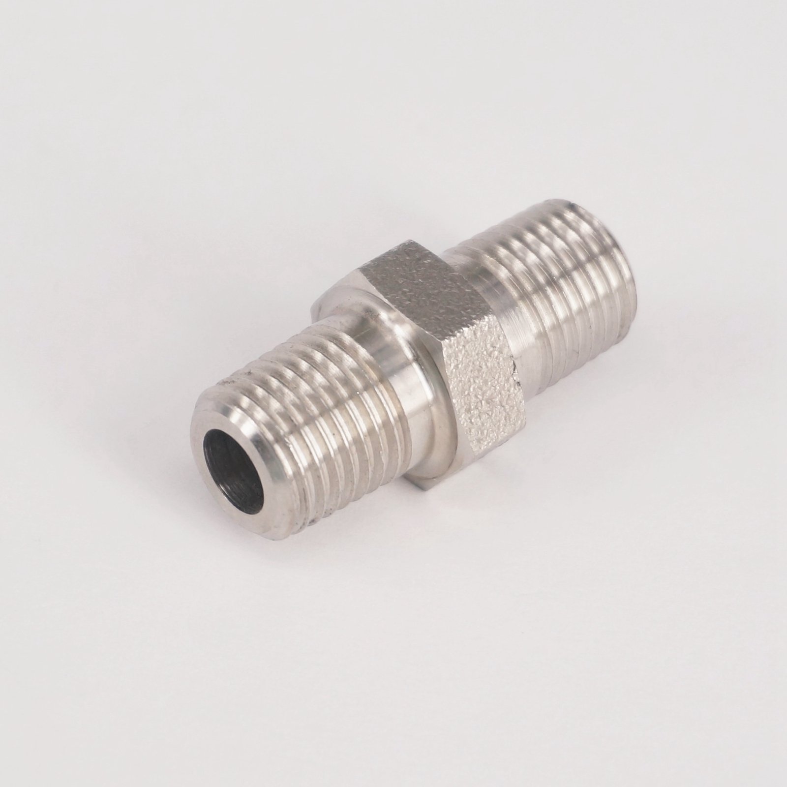 Sorekarain 1/4 NPT Male 304 Stainless Steel Hex Nipple Forged Pipe Fitting 3000 PSI