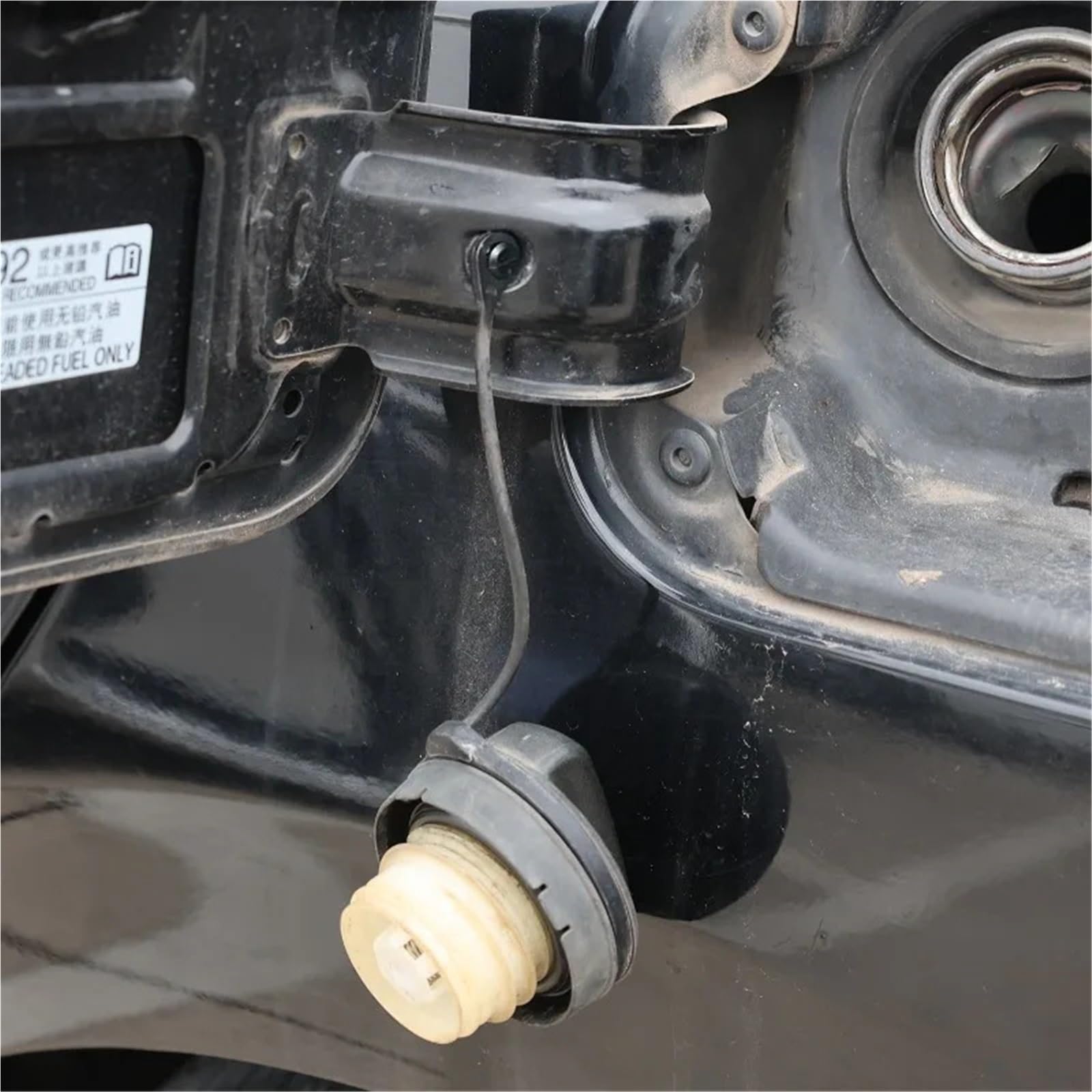 Korek wlewu paliwa Pasuje do Vw korek wlewu paliwa lina pokrywa zbiornika odpowiednia pokrywa A6Q7 zabezpieczenie przed(1pcs)