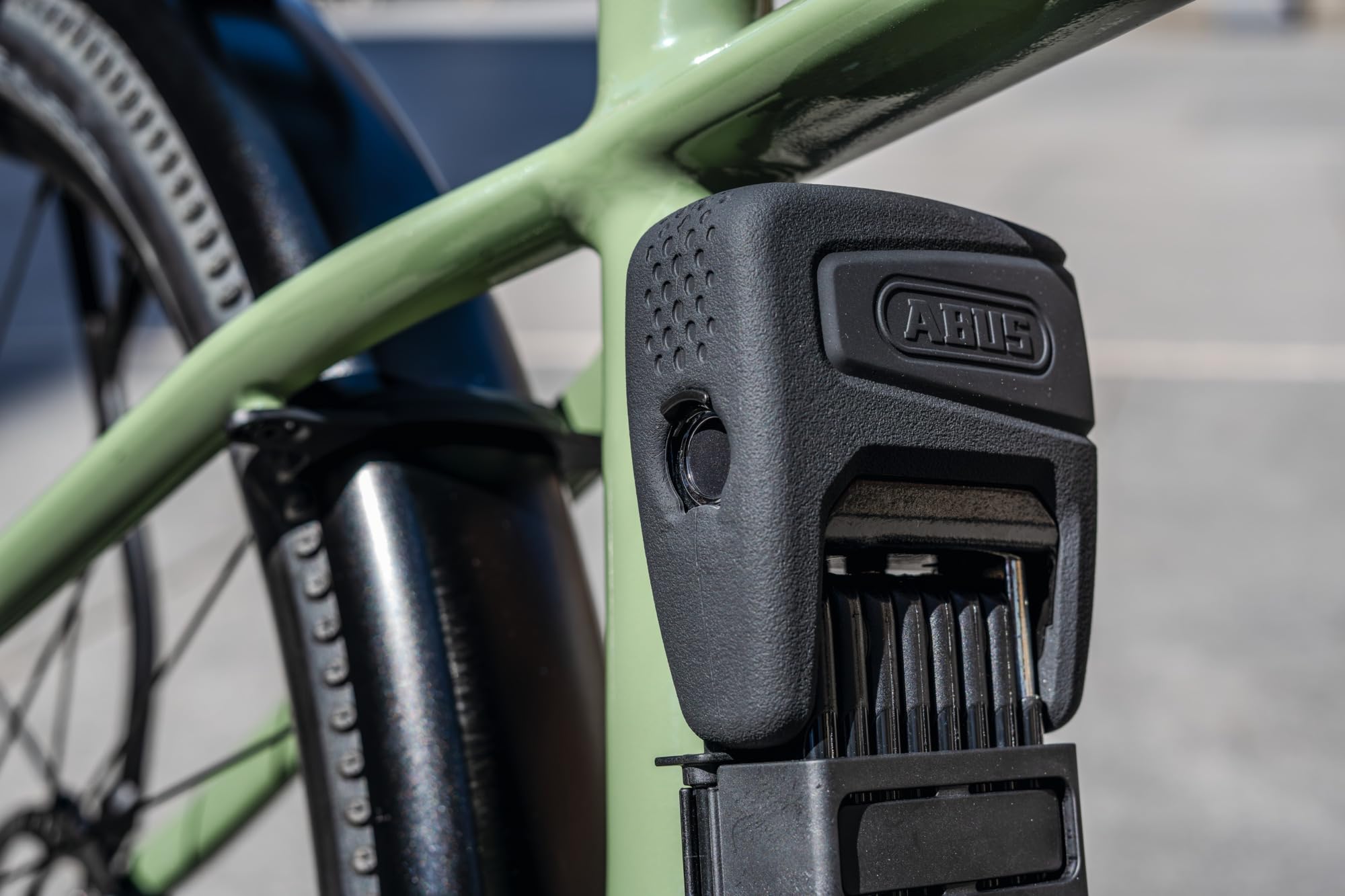 ABUS Bordo One 6000AF składane zapięcie rowerowe z uchwytem – inteligentne zapięcie rowerowe z alarmem – otwieranie za pomocą odcisku palca lub aplikacji – akcesoria rowerowe – 120 cm, czarne