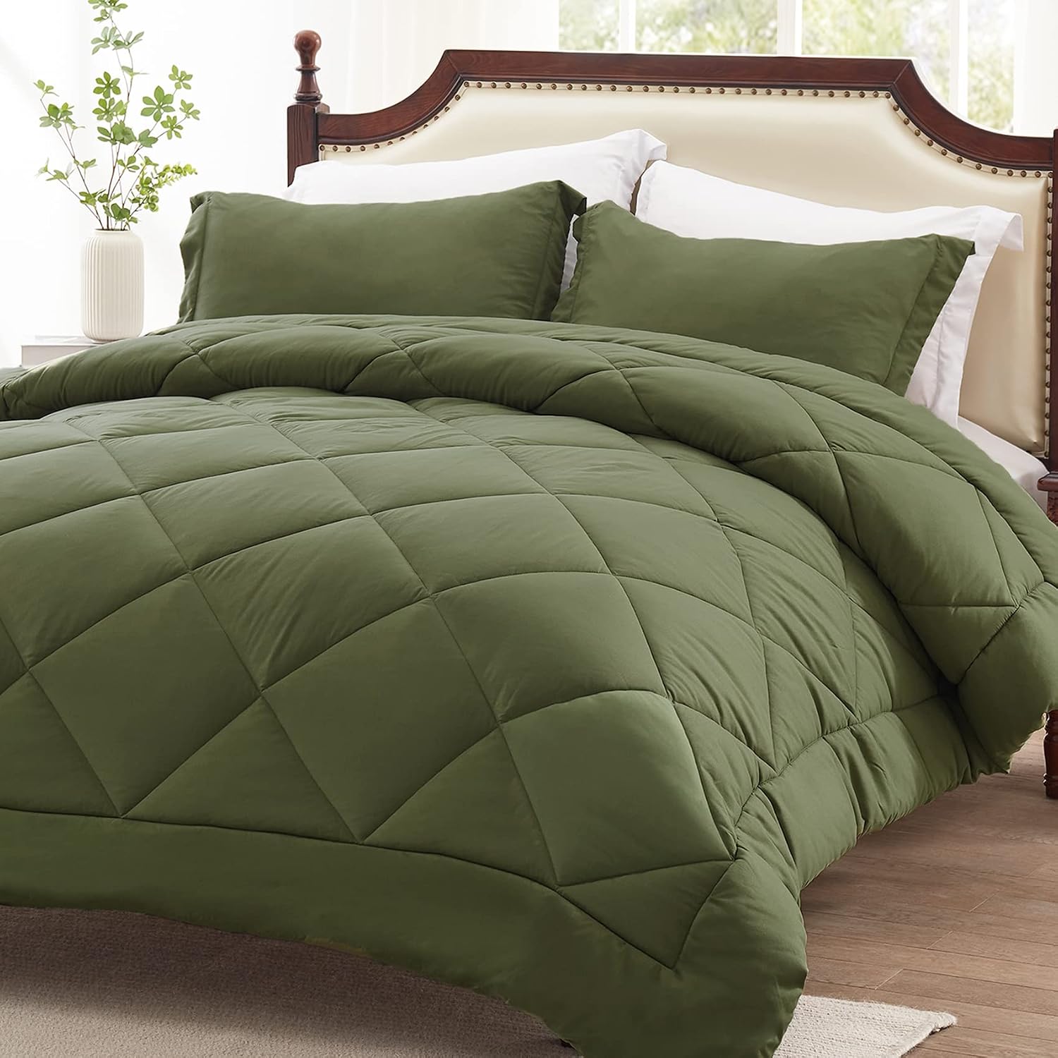 Western Home Queen Comforter Set -Lightweight Down Alternative Bed Comforter with 2 Pillow Shams, Quilted Microfiber Queen Size Bedding Comforter Sets All Season (Olive Green, 88x88 inches, 3 Pieces)