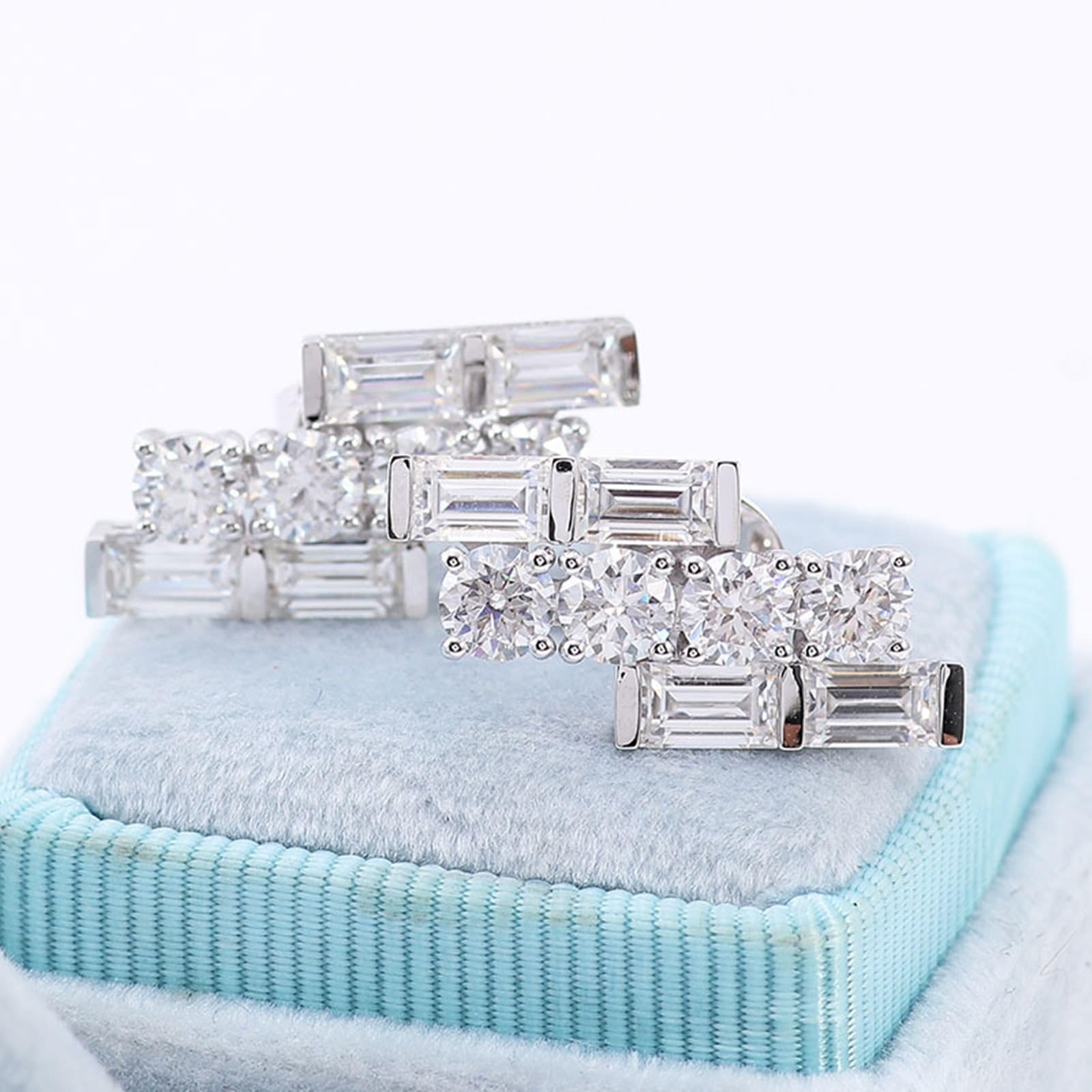 Epinki 18K/ 14K/ 9K Ohrstecker Echt Schmuck, Klassiker Ohrringe mit Moissanit, Au750 Gold Ohrstecker Damen Vintage