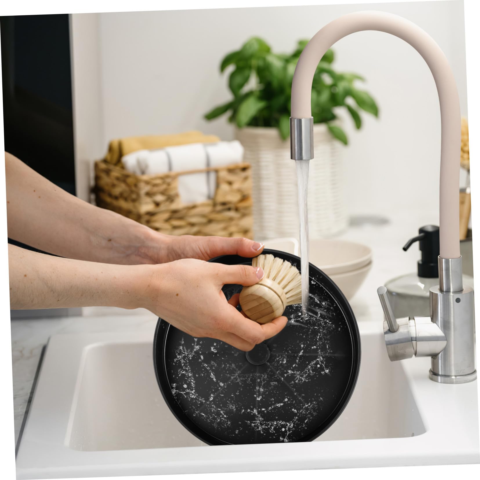 BESTYASH Organizador Giratorio de Condimentos Plato Giratorio, Estante para Almacenar Salsas en Cocina, Plástico y Acero Inoxidable, Diseño Simple y Resistente