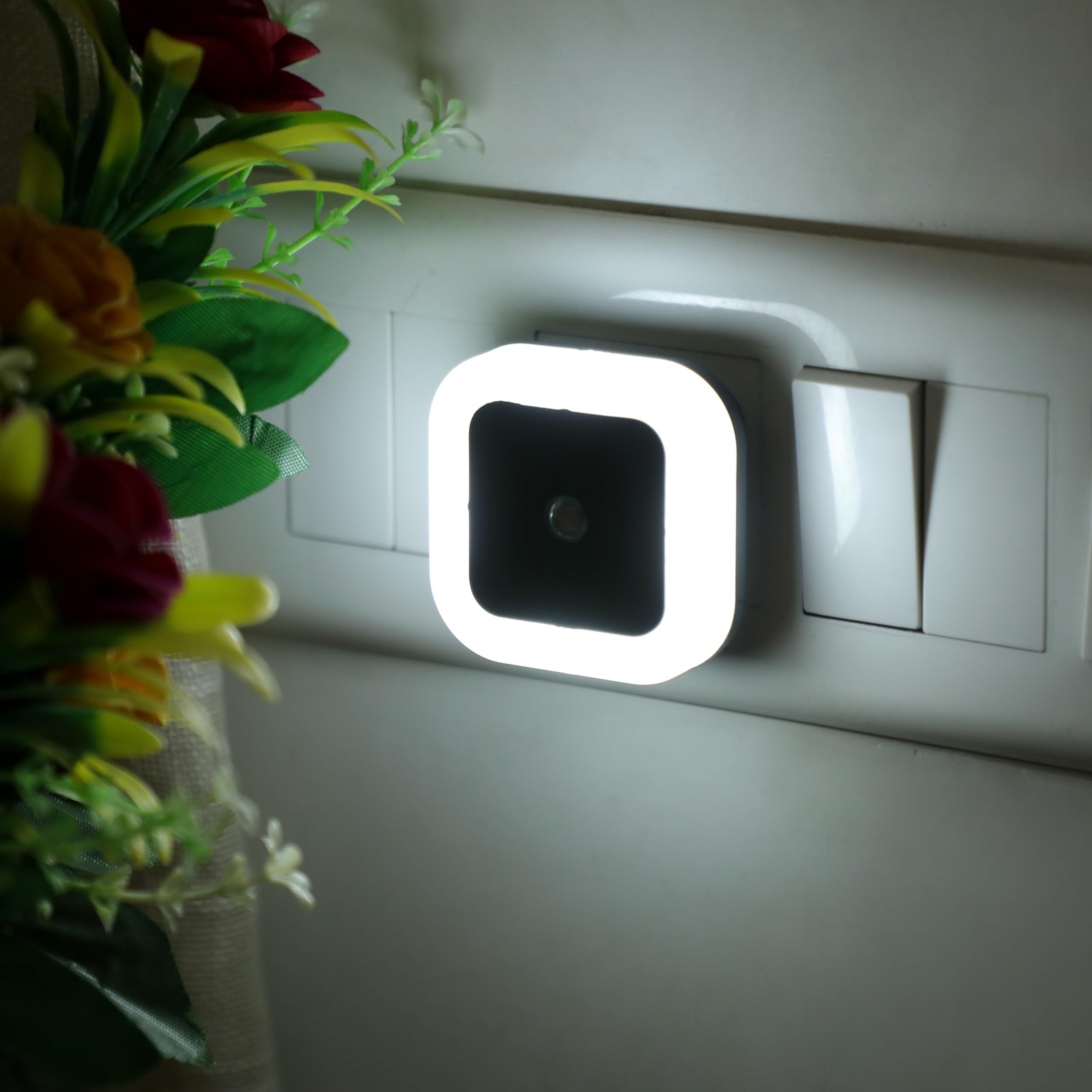 Tiny Tycoon Night Lamp Sensor Light for Bedroom Bed Side Home | Smart Automatic ONOFF Dim LED Lights | Energy Saving 0.5W Lamp | Long Life for Hallway, Stairs, Kitchen, Bathroom (1)