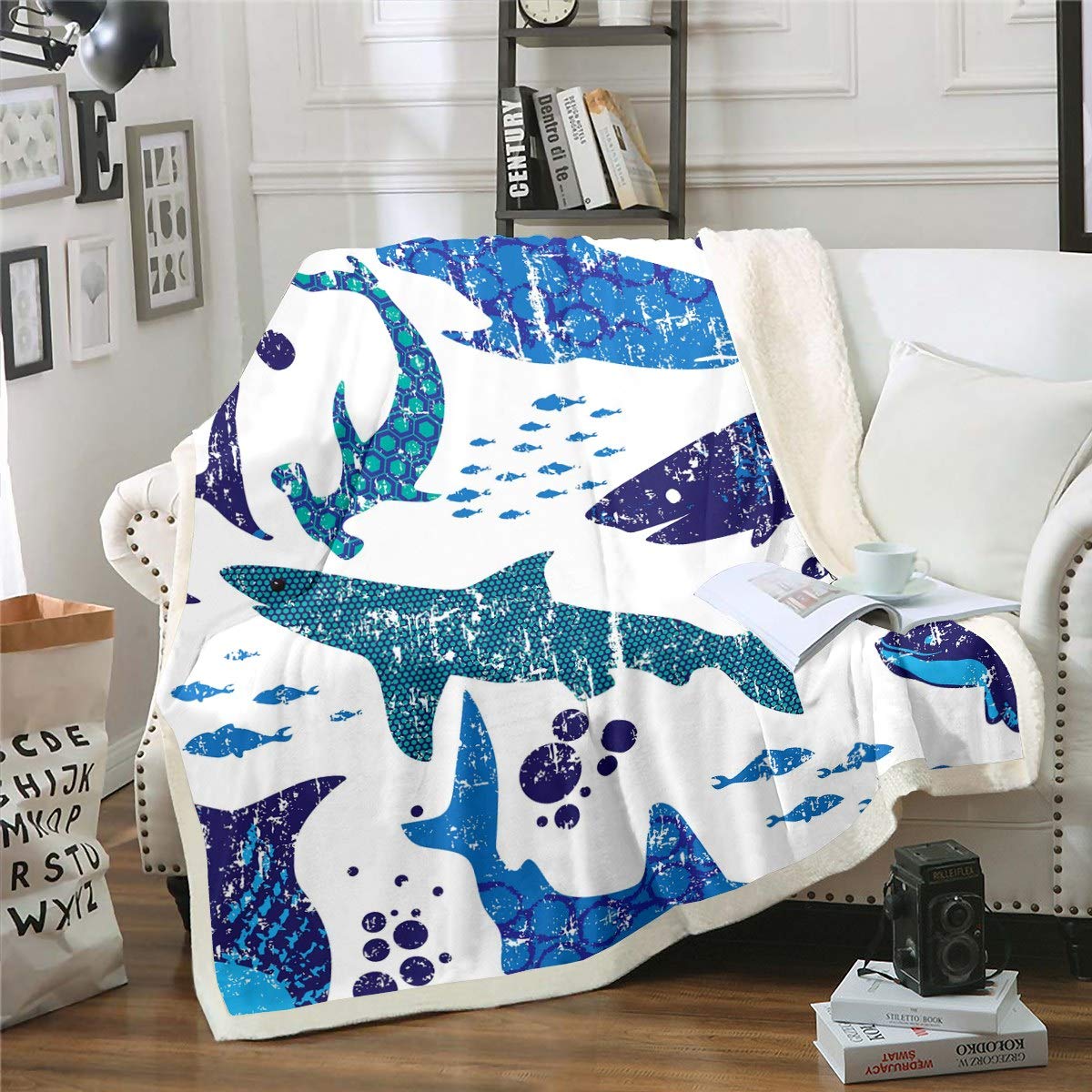 Ocean Sea Sherpa Blanket Blue Shark Fleece Throw Blanket for Children Teens Marine Animal Theme Plush Blanket Underwater Word Fuzzy Blanket for Sofa Bed Couch Sealife,Baby 30x40 Inch