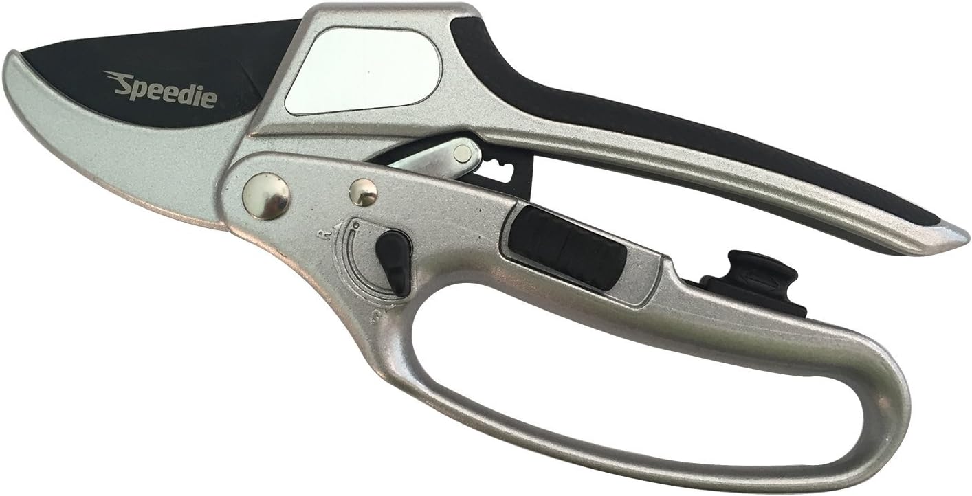 2 in 1 GARDENING TOOL both PRUNING SHEARS + RATCHET SCISSORS in 1 Tool Light Weight Ergonomic Anvil Design suit Women & Men High Carbon Steel Blade for the serious Gardener Saving up to 50% in Effort