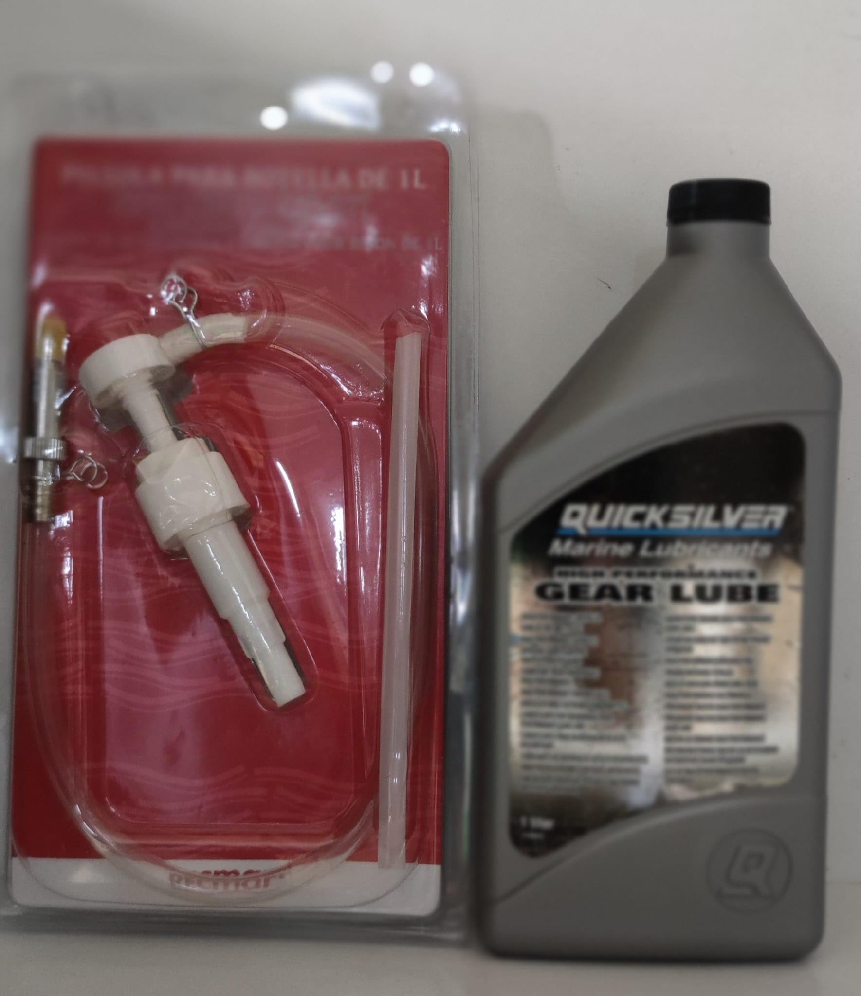 ACEITE COLA QUICKSILVER 1L PARA MERCURY 1L + Bomba